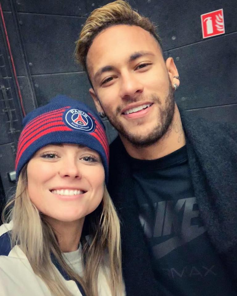 Neymar hẹn hò ảnh 3 Neymar hen ho anh 3