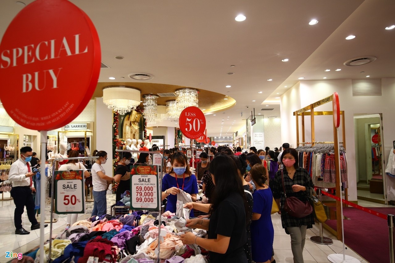 san sale dong gia anh 2