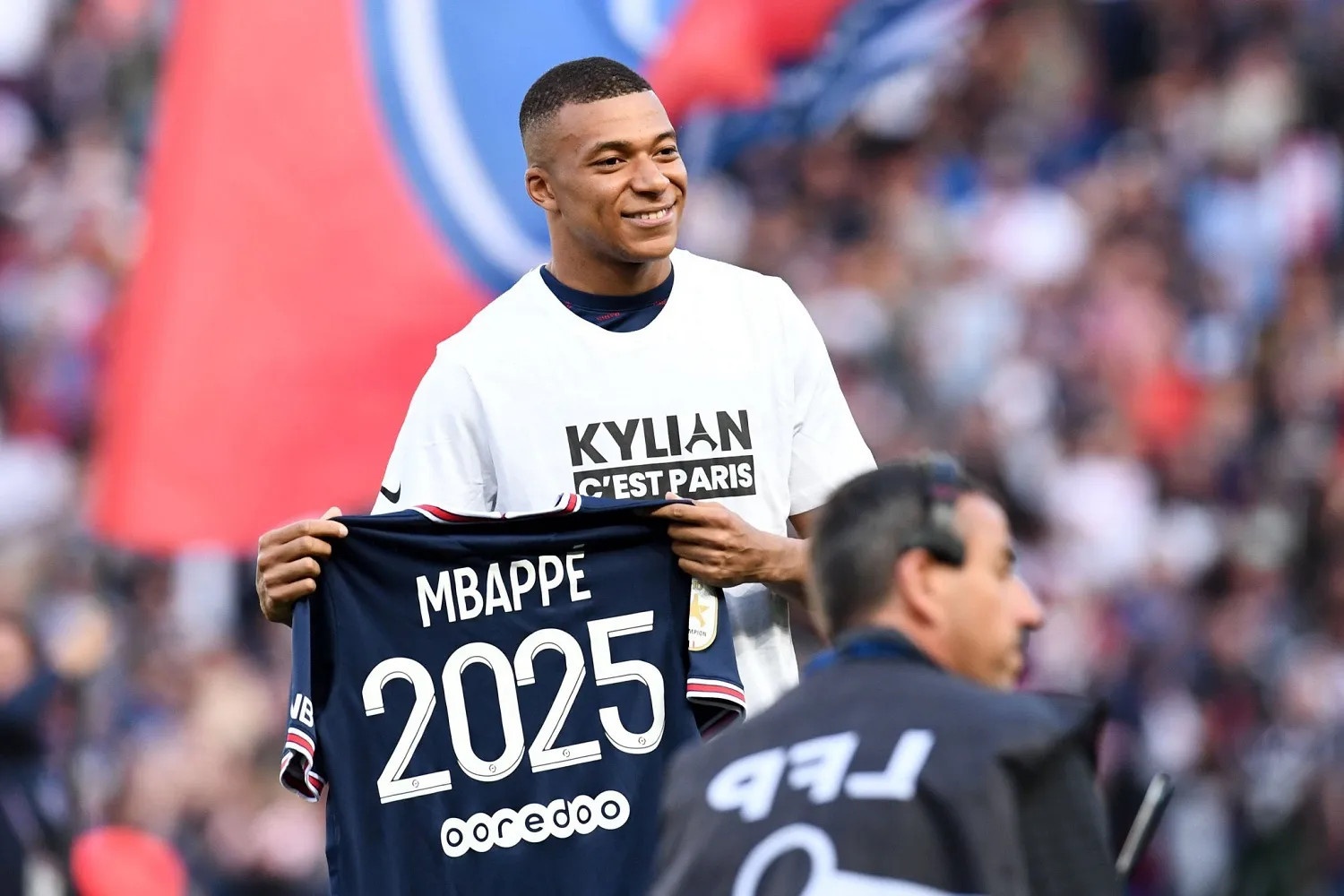 thu nhap Kylian Mbappe anh 2