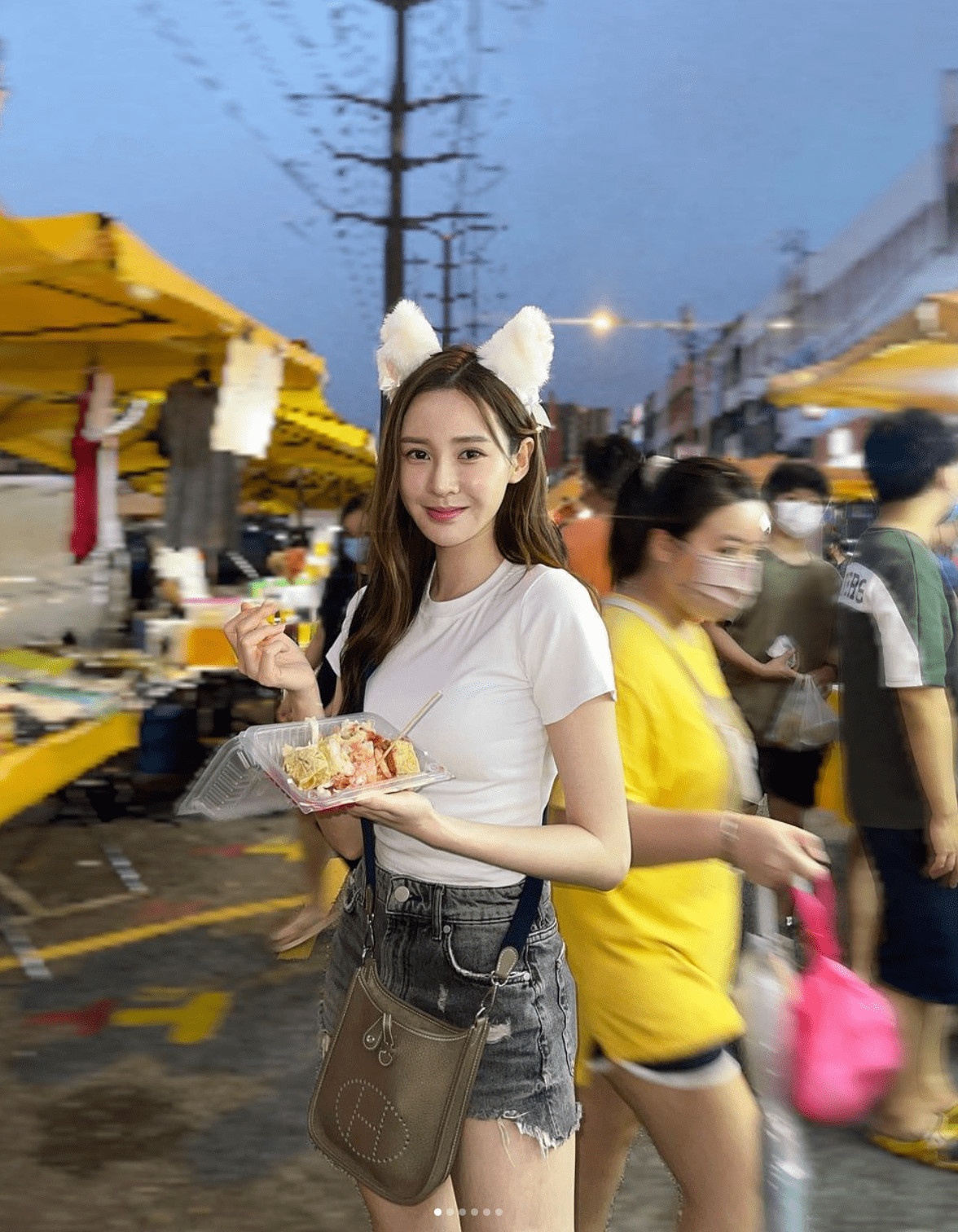 sau rieng bi cam anh 1