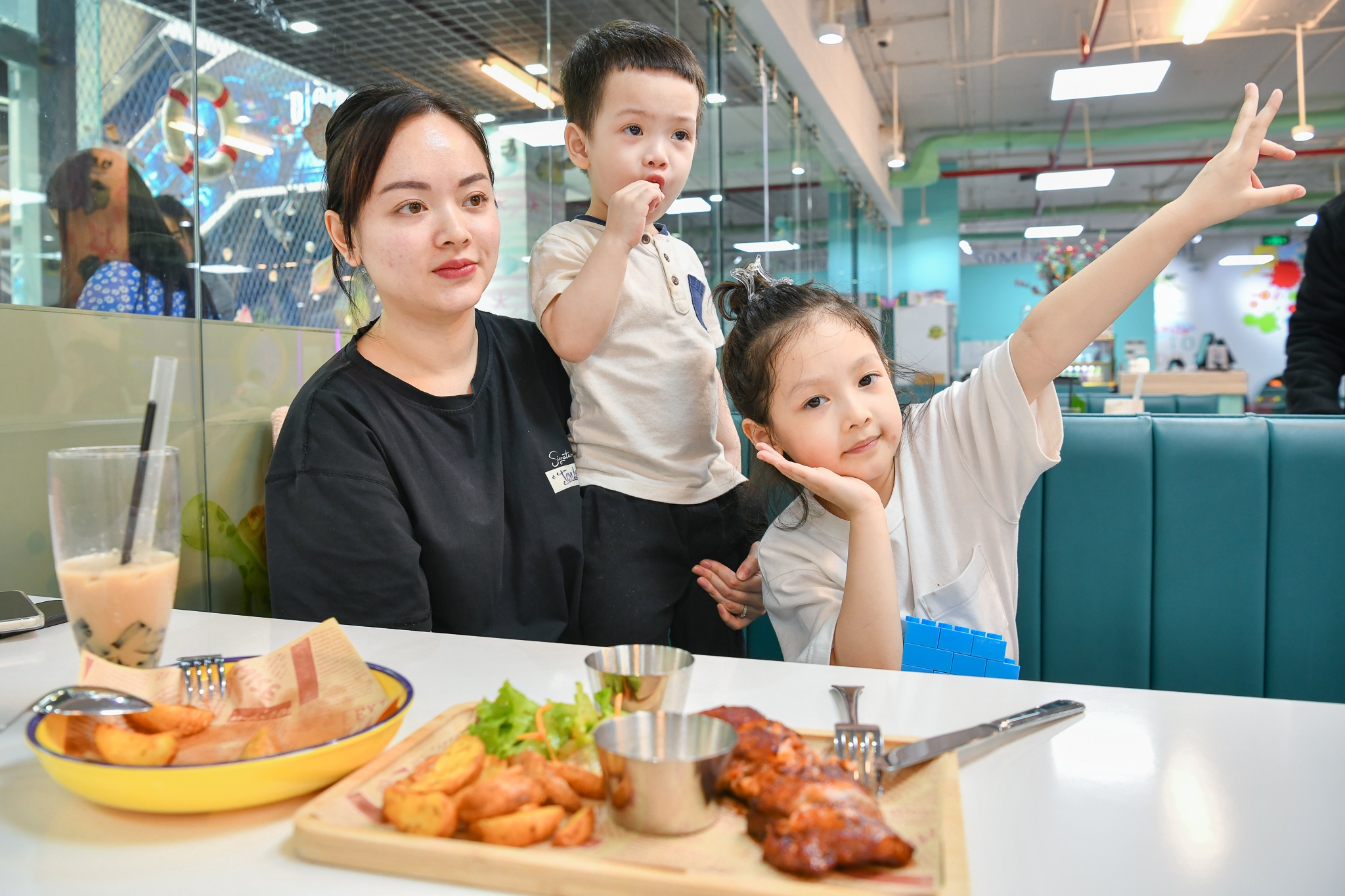 kids cafe cho tre em anh 12