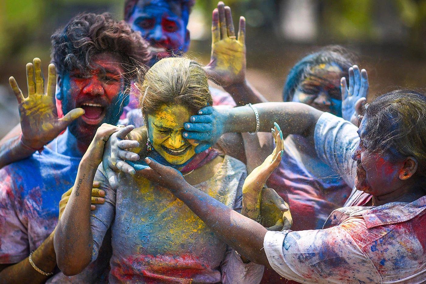 quay roi tap the anh 1