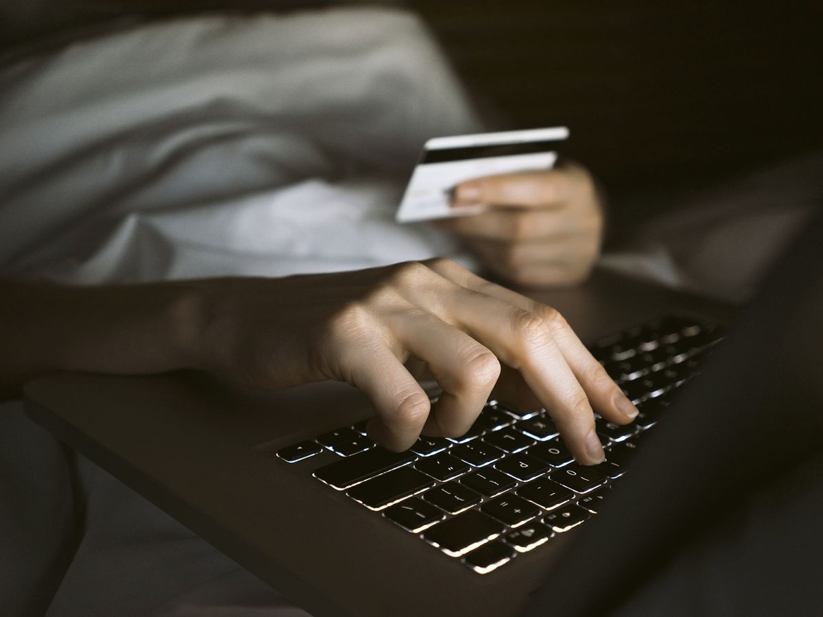 Gen Z no tin dung anh 1