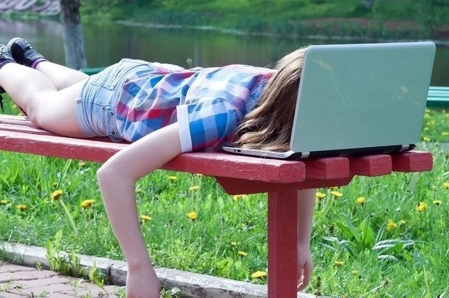 Gen Z no nan chong chat hinh anh