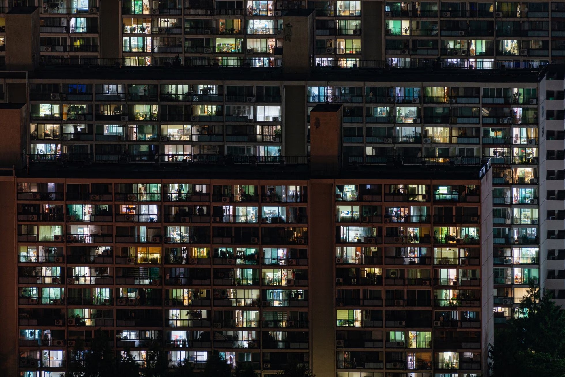 tuan lam viec 69 gio anh 1