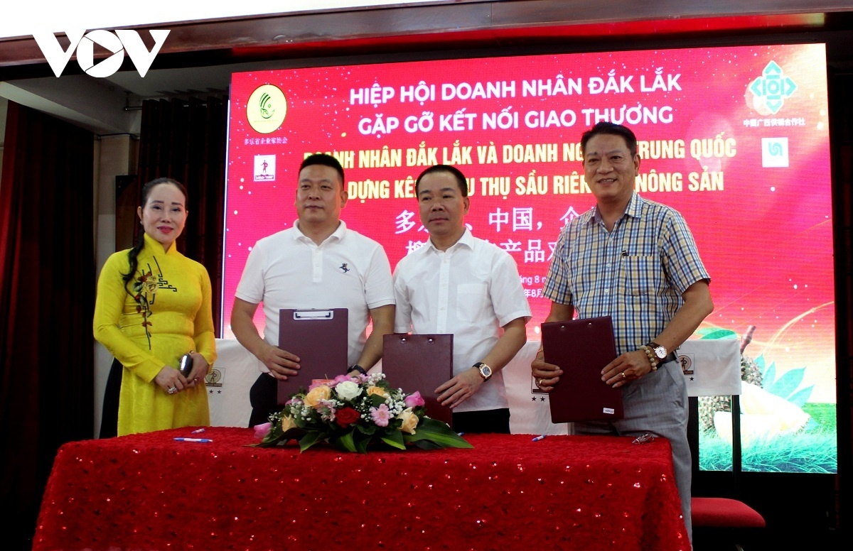 Mat hang sau rieng,  Doanh nghiep Trung Quoc,  Viet - Trung anh 2