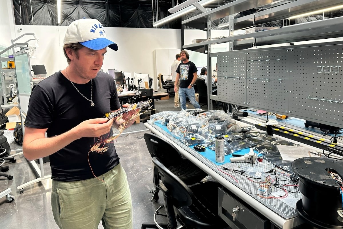 'Lanh chua' Thung lung Silicon lot mat xanh Lau Nam Goc hinh anh