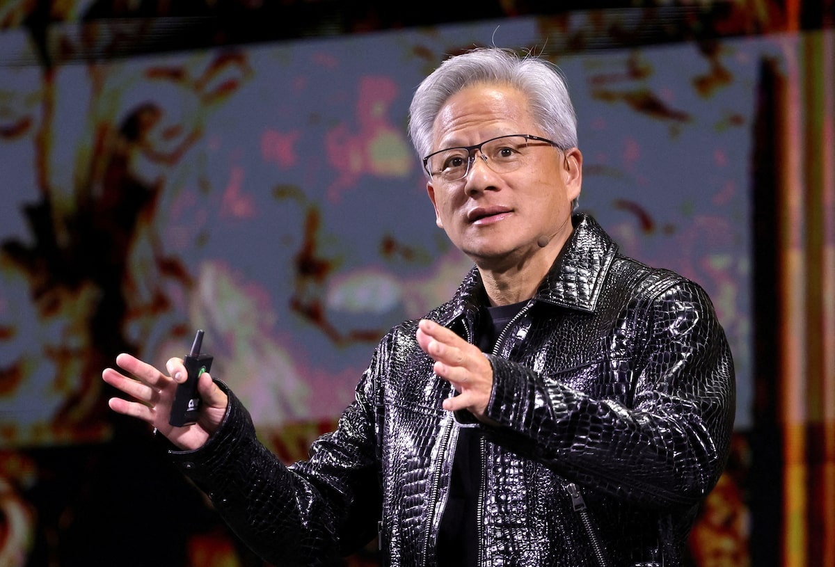 CEO Nvidia vua 'bo tui' them 9 ty USD hinh anh