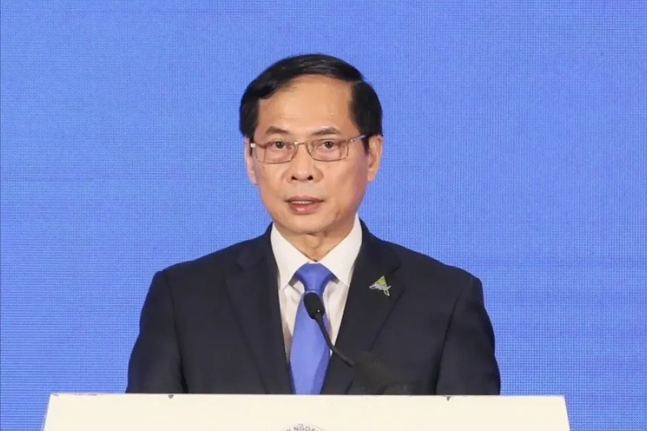 Pho thu tuong: Quan he Viet - My khong phai la cho - nhan, duoc - mat hinh anh