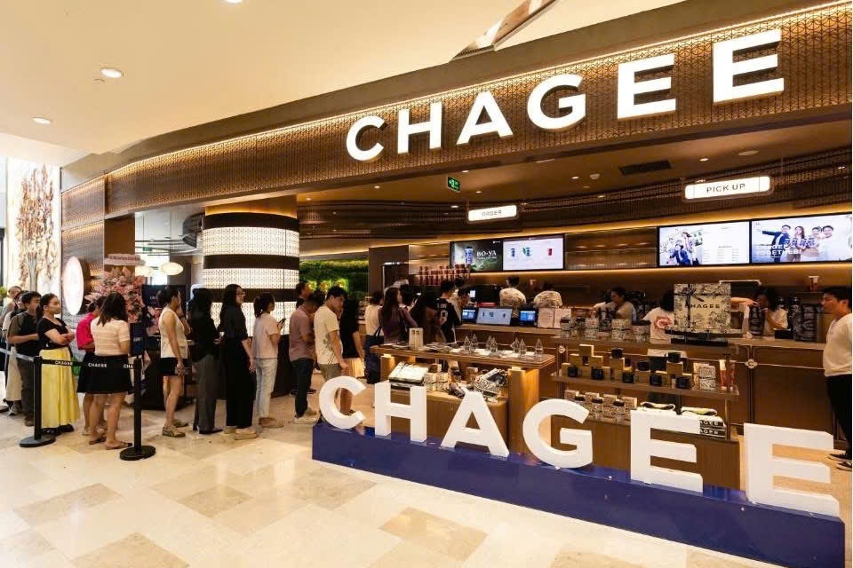 Chagee tiep tuc mo them flagship store tai TP.HCM hinh anh