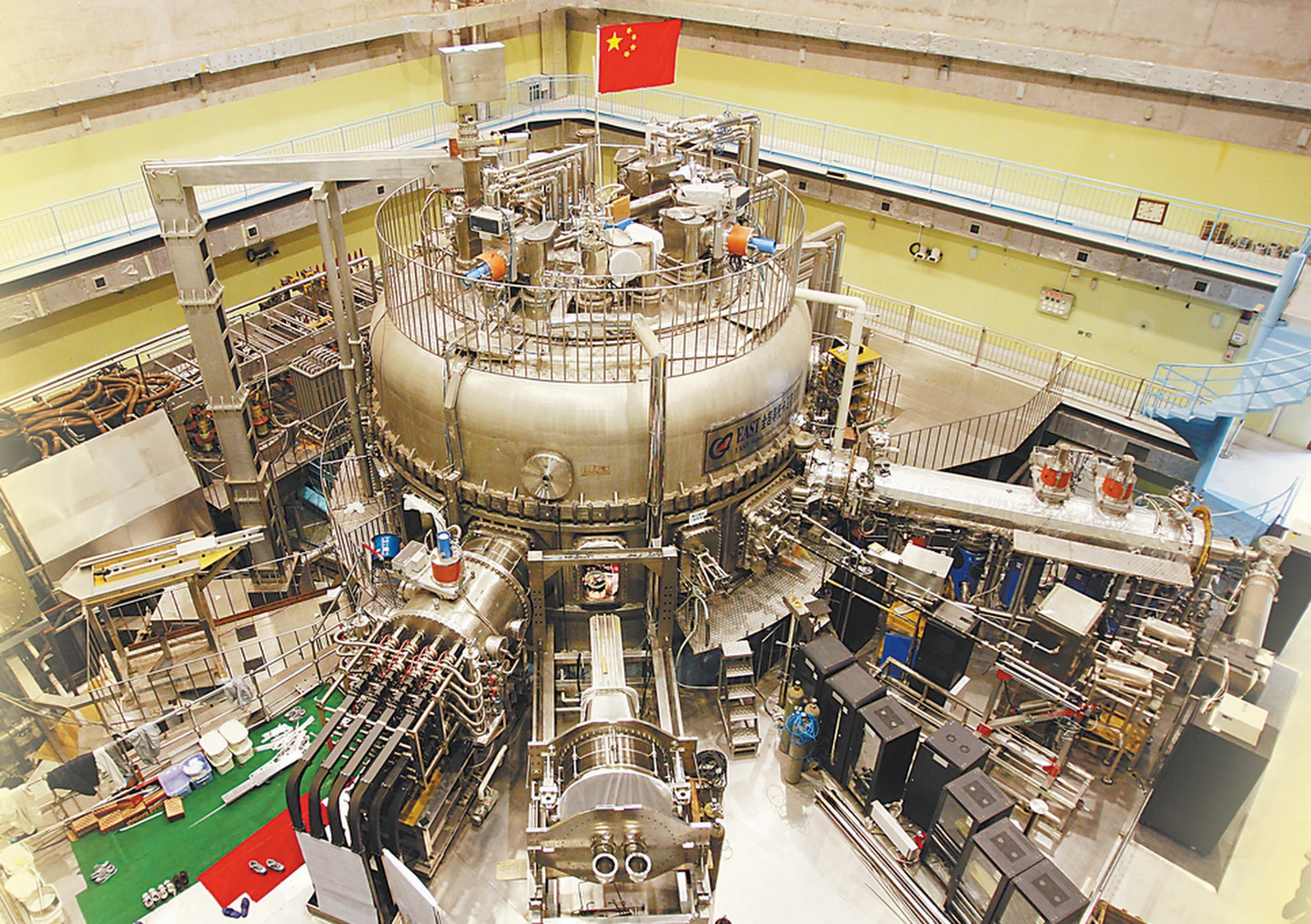 Trung Quoc sap lam duoc 'mat troi' nhan tao hinh anh