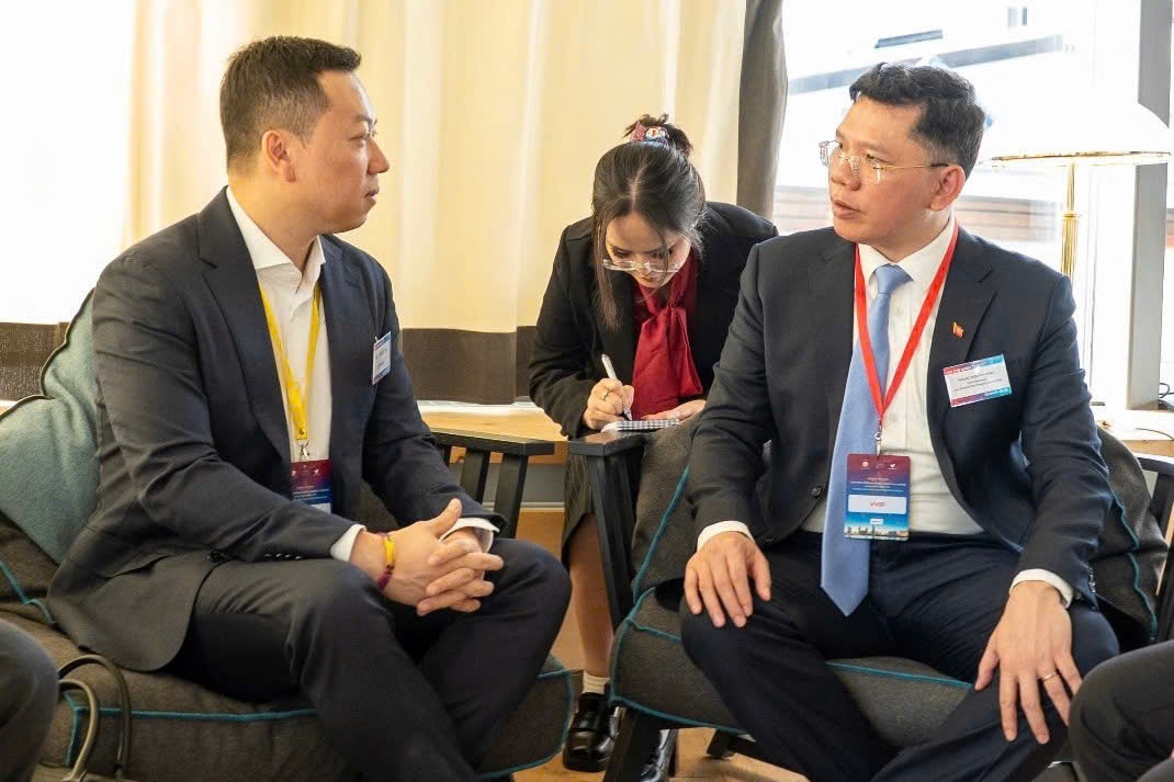 Trung tâm Tài chính ảnh 4 Trung tam Tai chinh anh 4