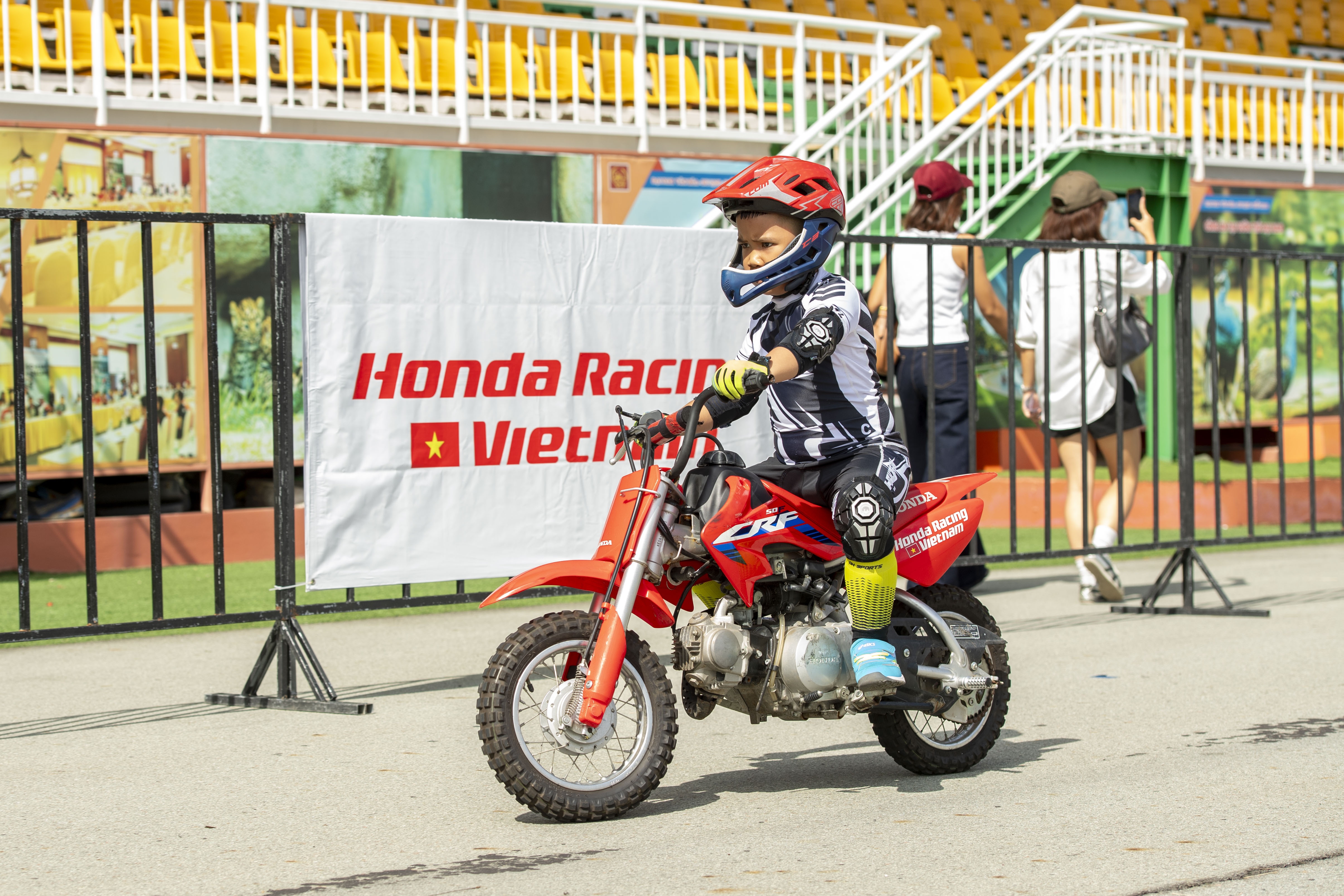 Honda Racing Vietnam bat dau tuyen chon 'Tai nang dua xe nhi 2026' hinh anh