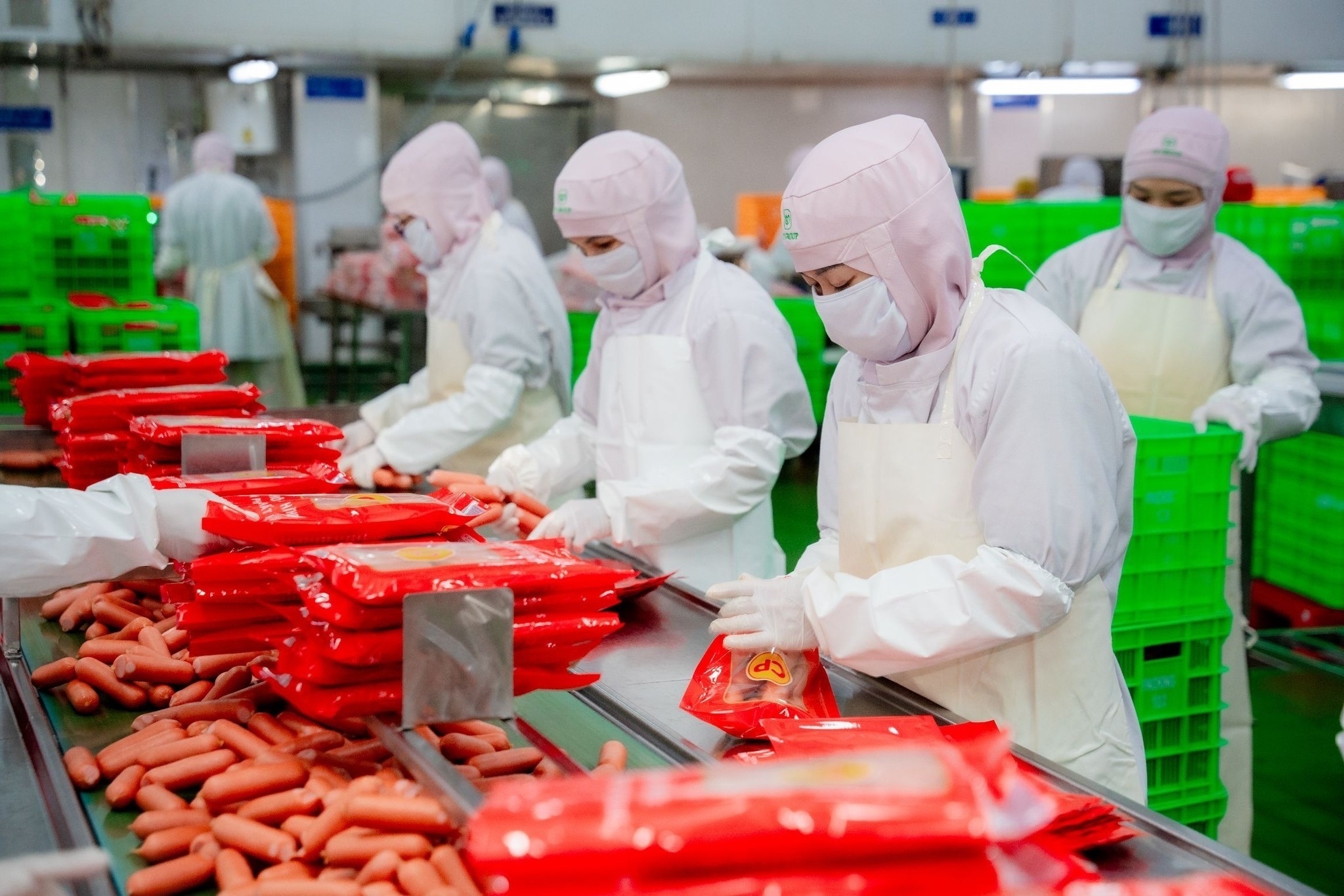 C.P. hut thu tai Viet Nam hinh anh