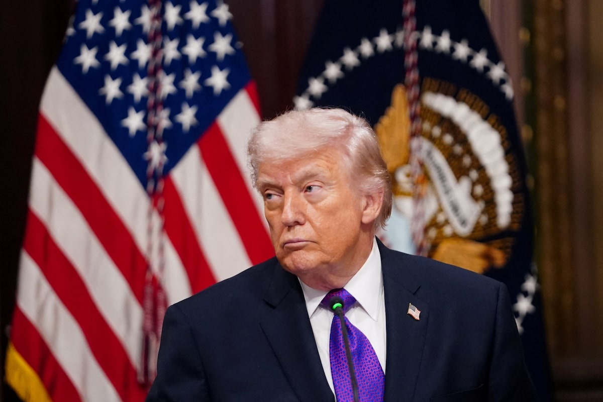 Ong Trump bi 24 bang kien hinh anh