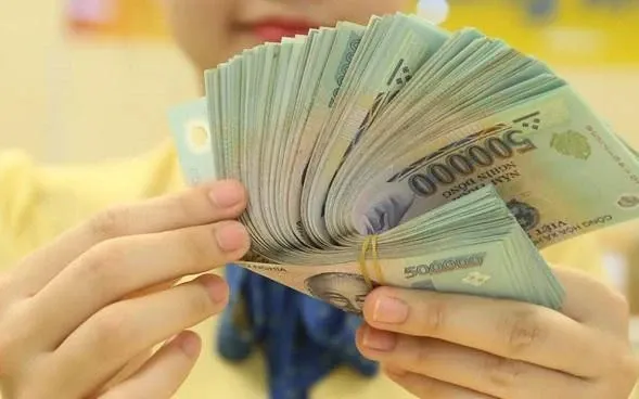 De xuat tang luong co so voi can bo, cong chuc tu 1/7 hinh anh