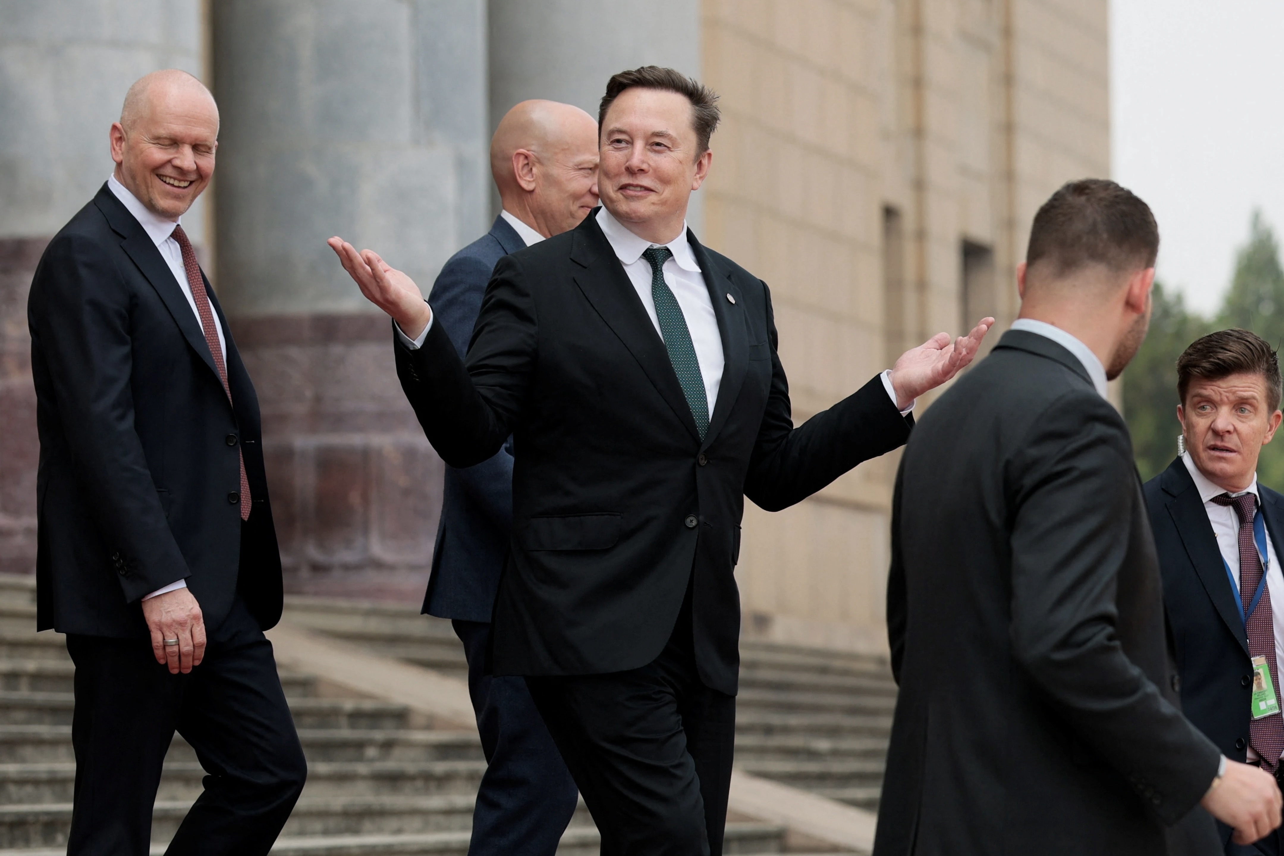 Elon Musk, Jensen Huang noi ve cuoc gap giua ong Trump va ong Tap hinh anh