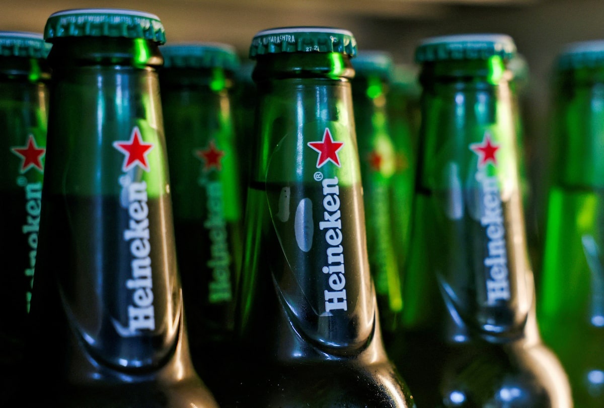 Heineken roi vao be tac hinh anh