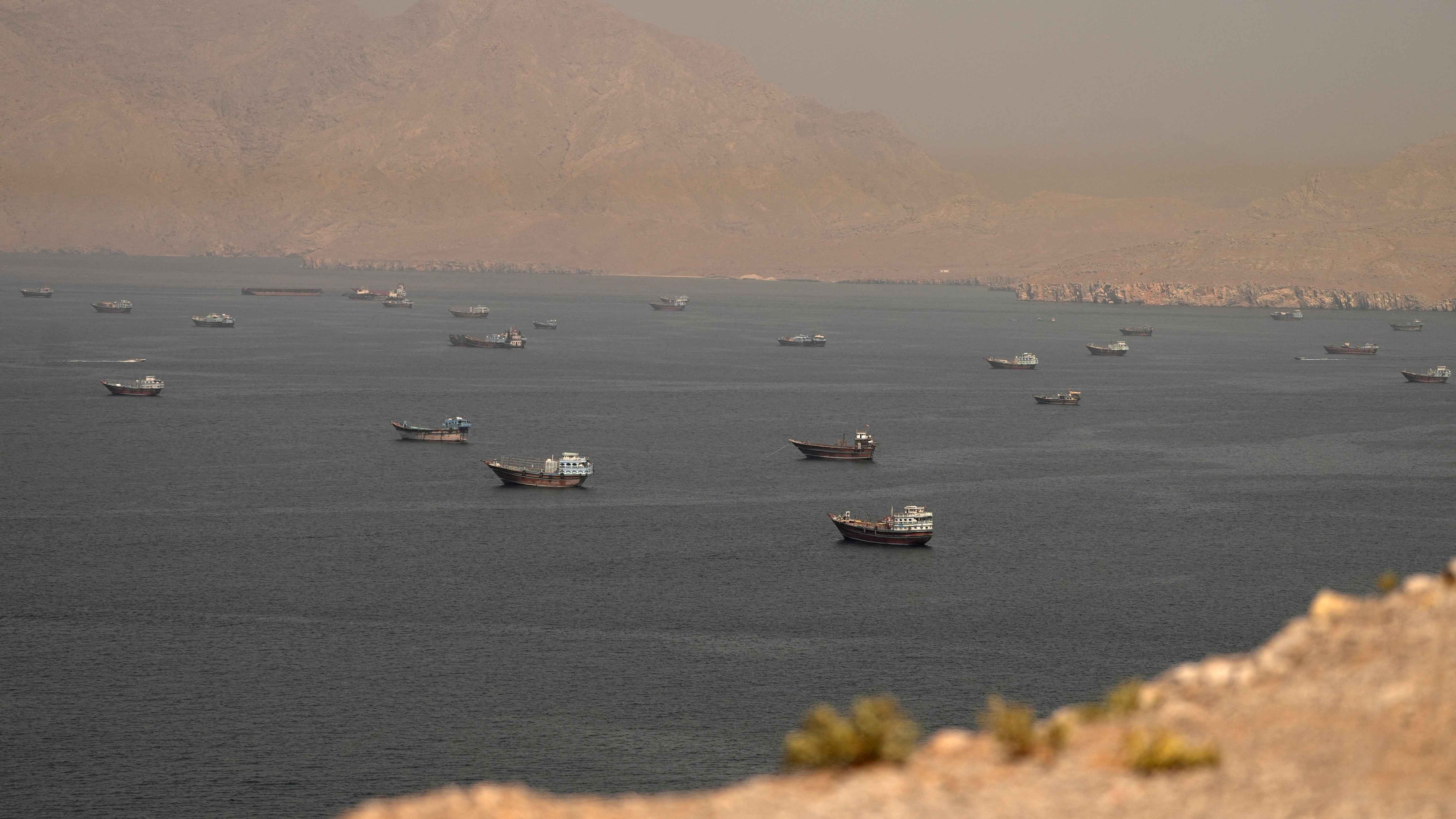 Iran van kho ban dau hinh anh
