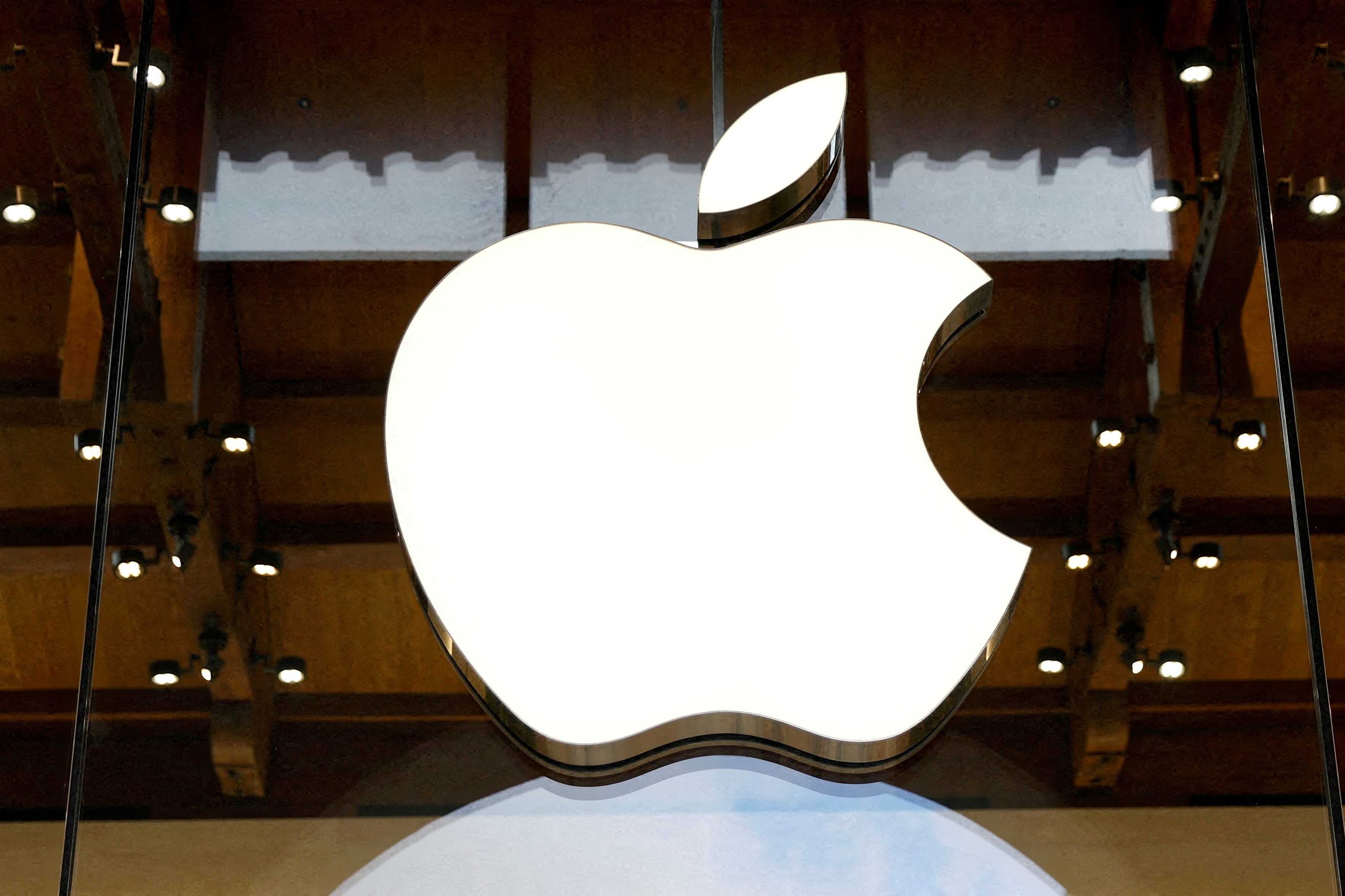 Apple xin mua chip Trung Quoc hinh anh
