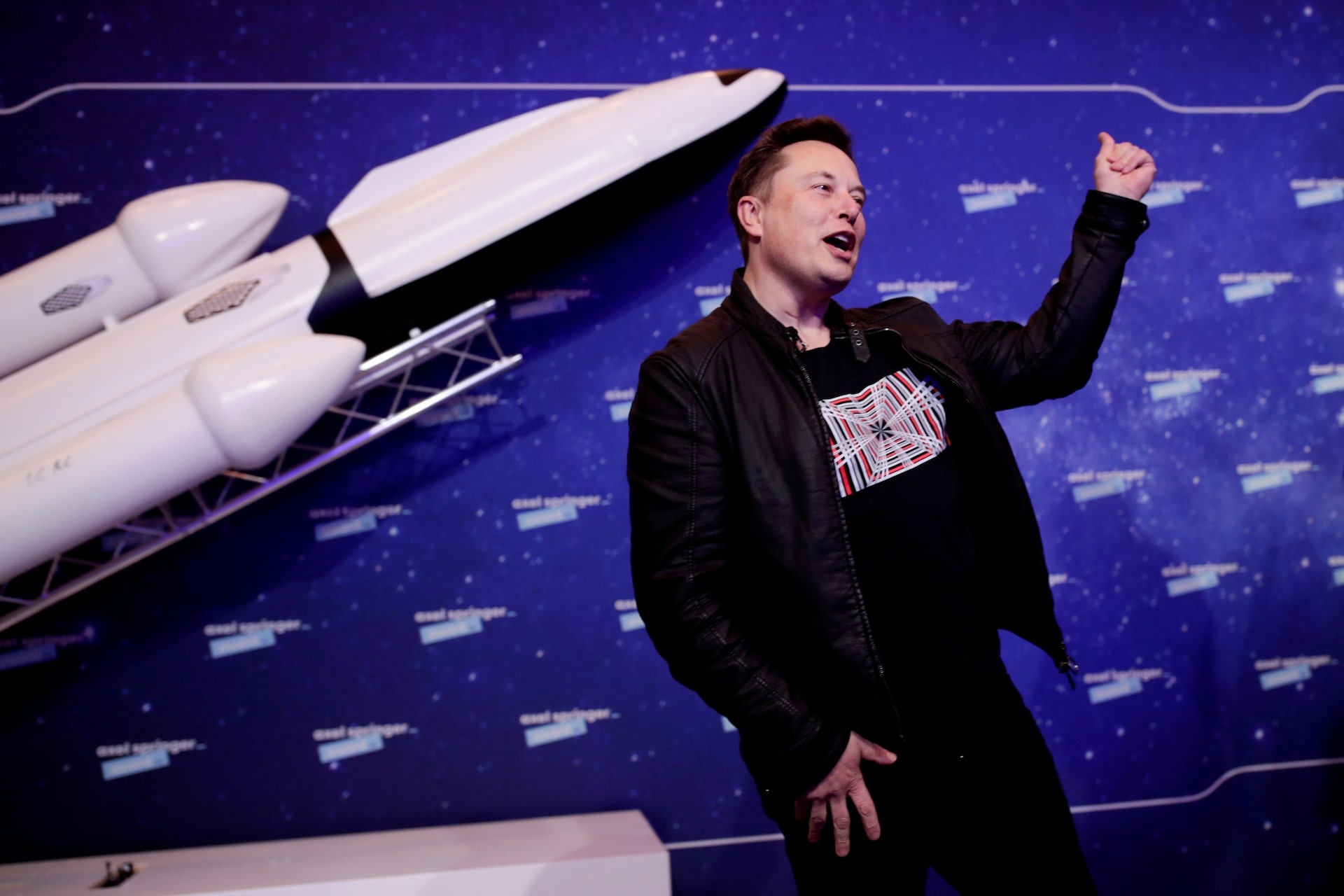 Chân dung tập đoàn hàng không vũ trụ SpaceX vừa hợp tác với VinSpace