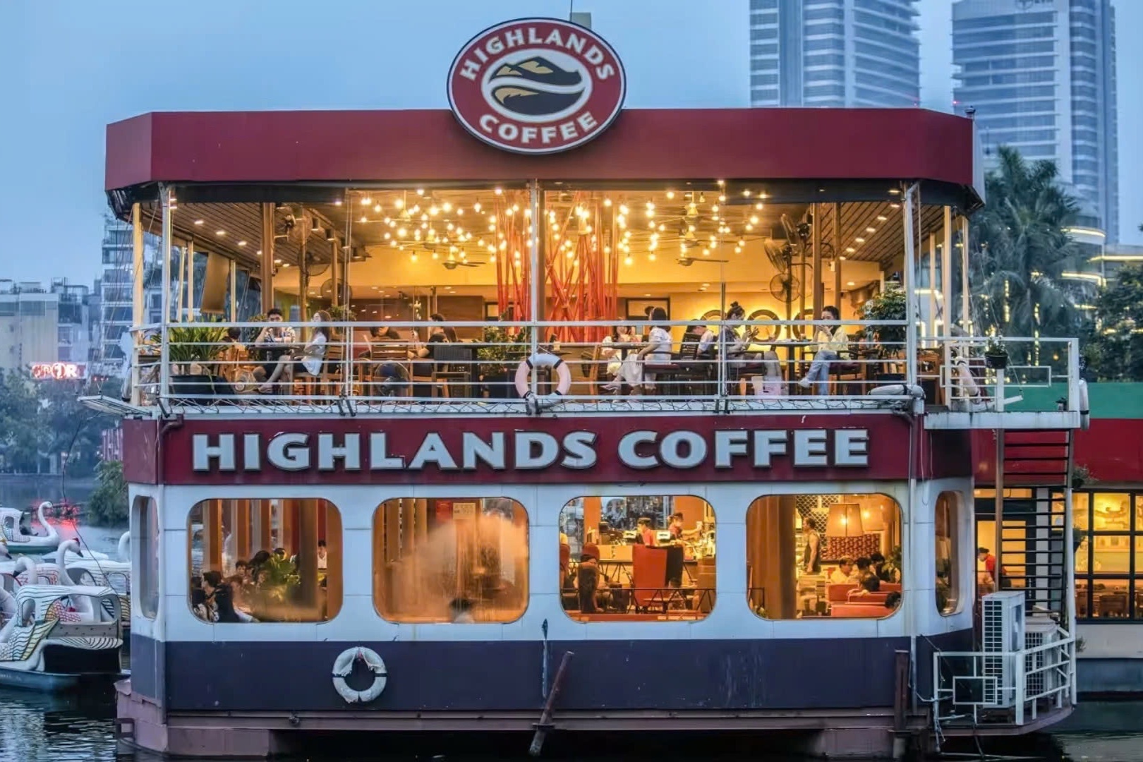 Highlands Coffee lãi lớn