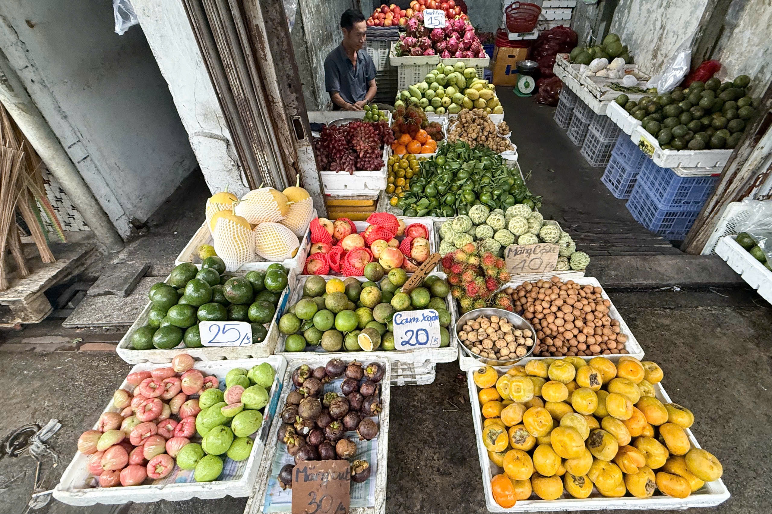 Gi&aacute; rau củ  ảnh 2