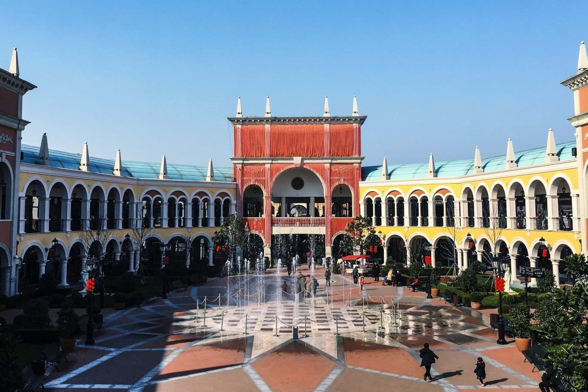 trung tâm outlet ảnh 3 trung tâm outlet ảnh 3