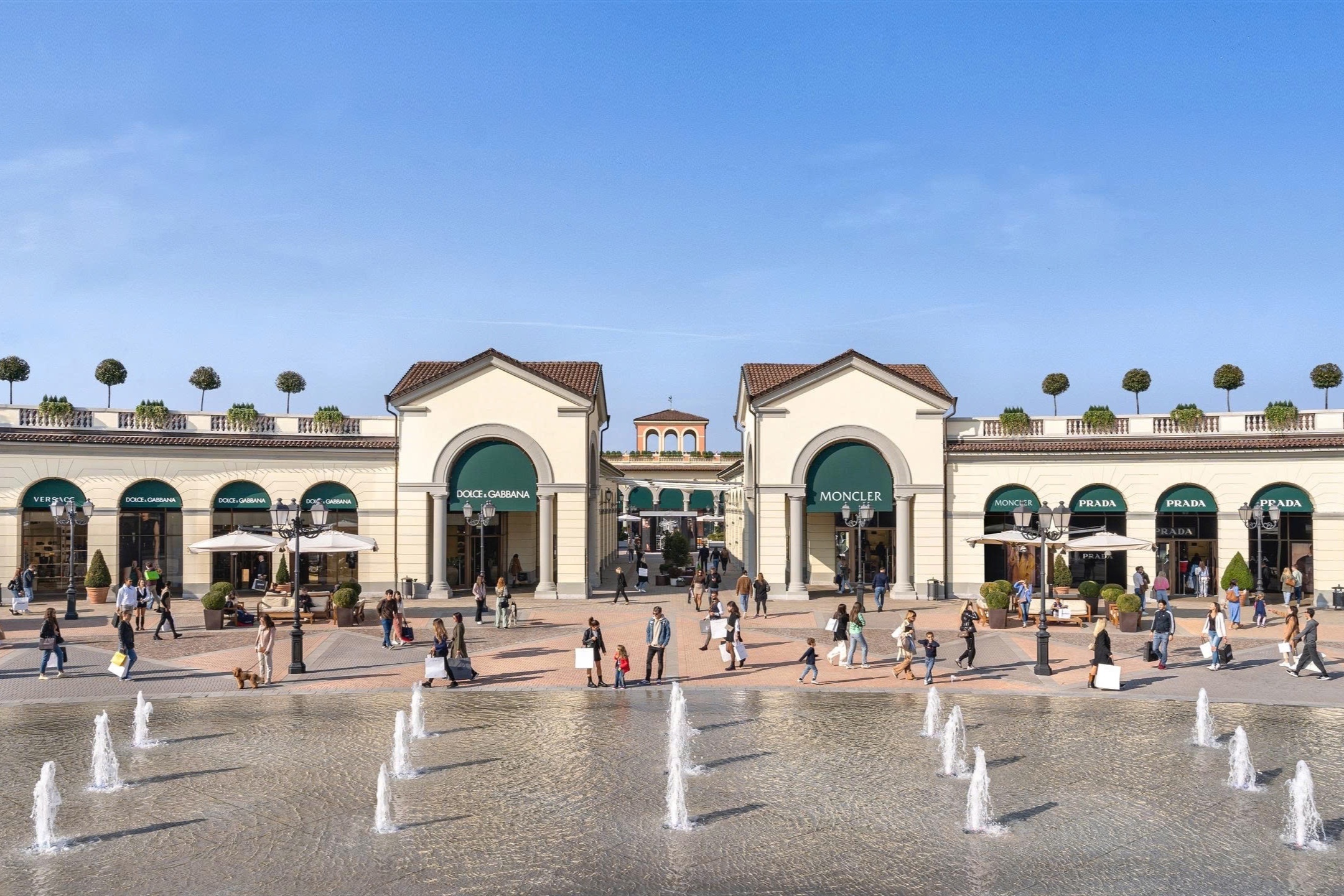trung tâm outlet ảnh 2 trung tâm outlet ảnh 2