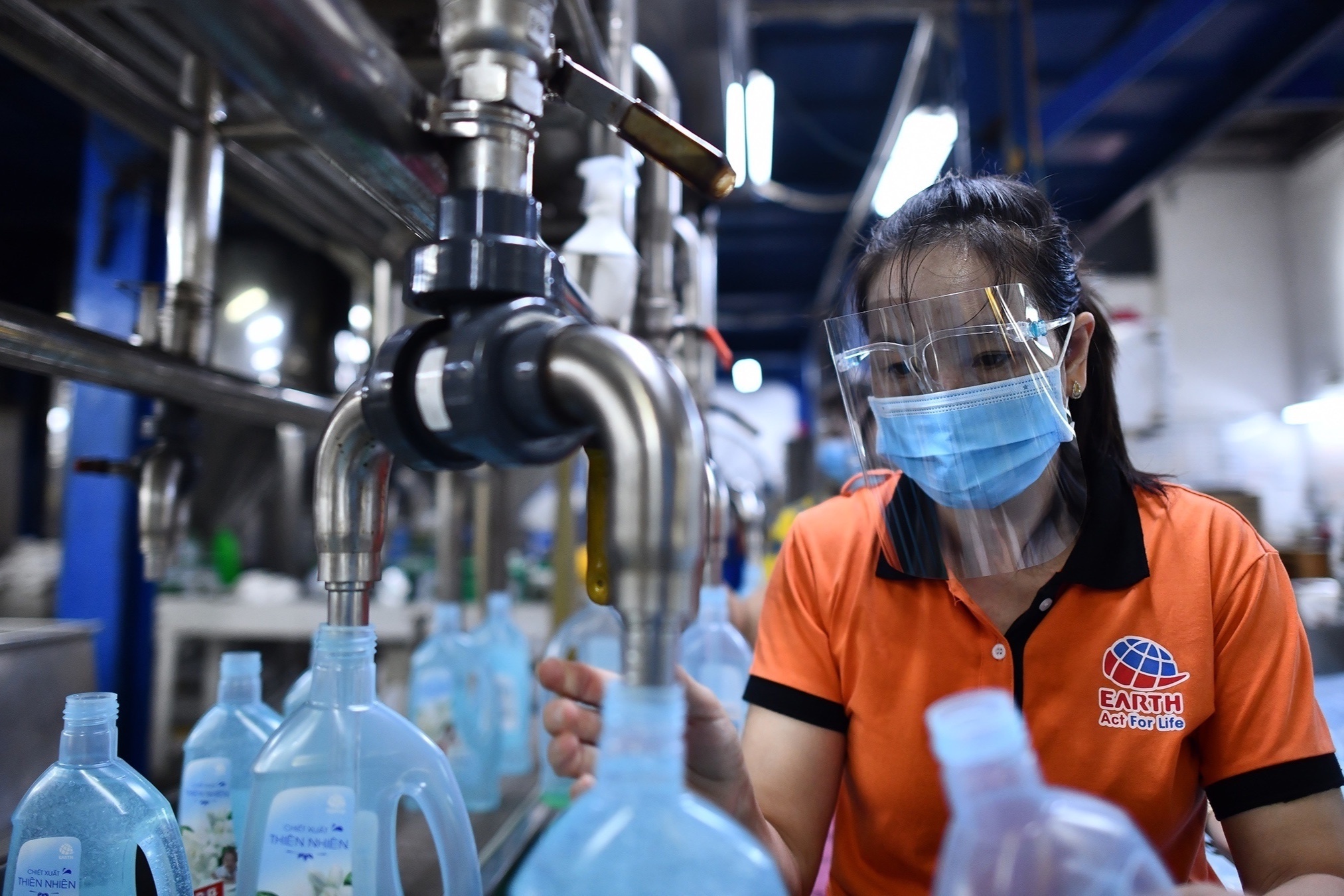 Nghịch lý trên thị trường lao động