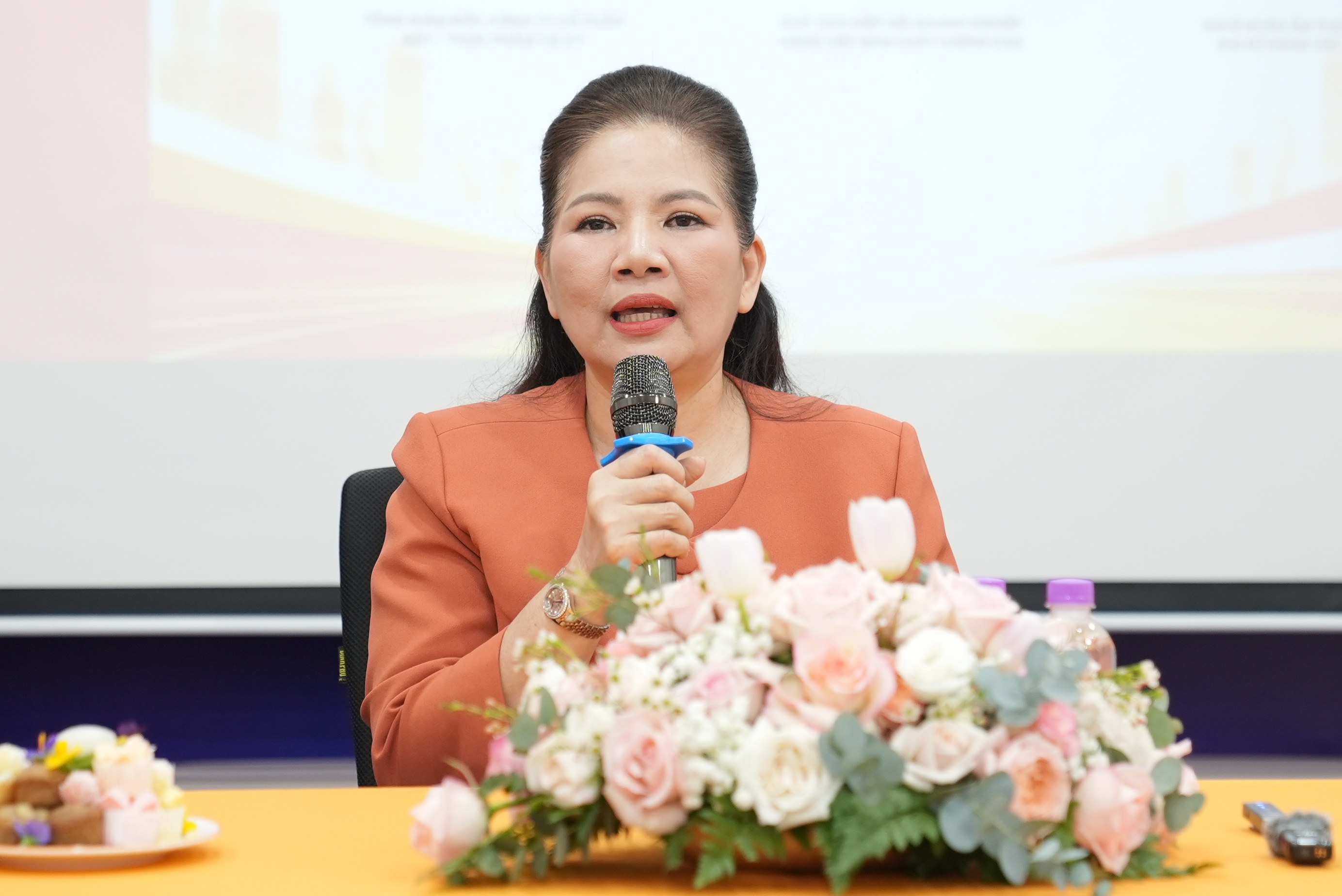 T&agrave;i K&yacute;  ảnh 1