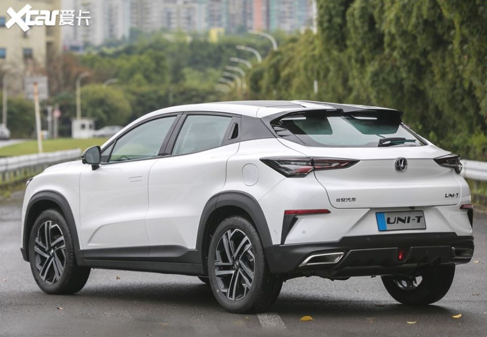 ChangAn Uni-T xe Trung Quốc giá rẻ ảnh 3 ChangAn Uni-T xe Trung Quoc gia re anh 3