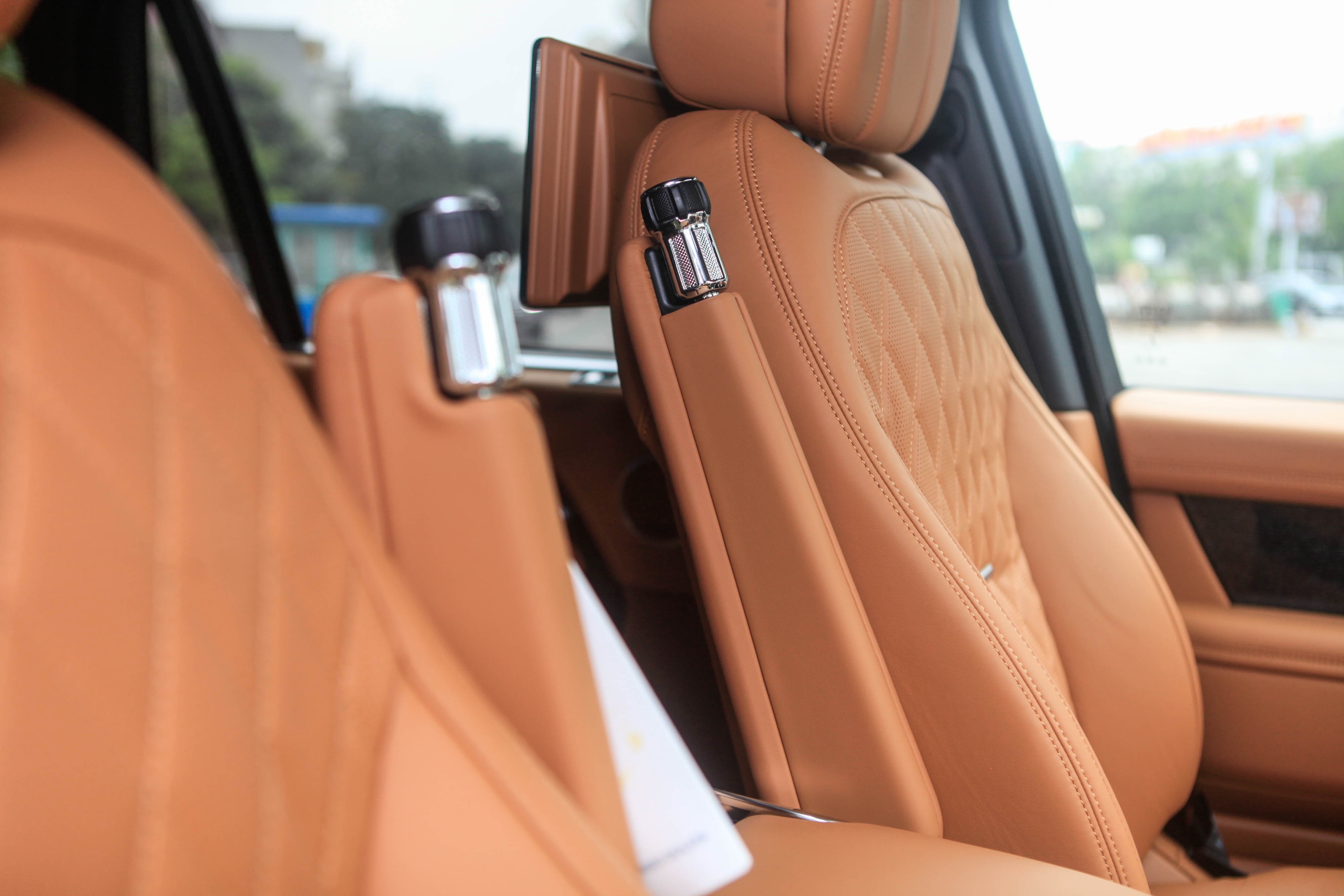 Range Rover SVAutobiography LWB 2020 tại Việt Nam ảnh 18 Range Rover SVAutobiography LWB 2020 tai Viet Nam anh 18