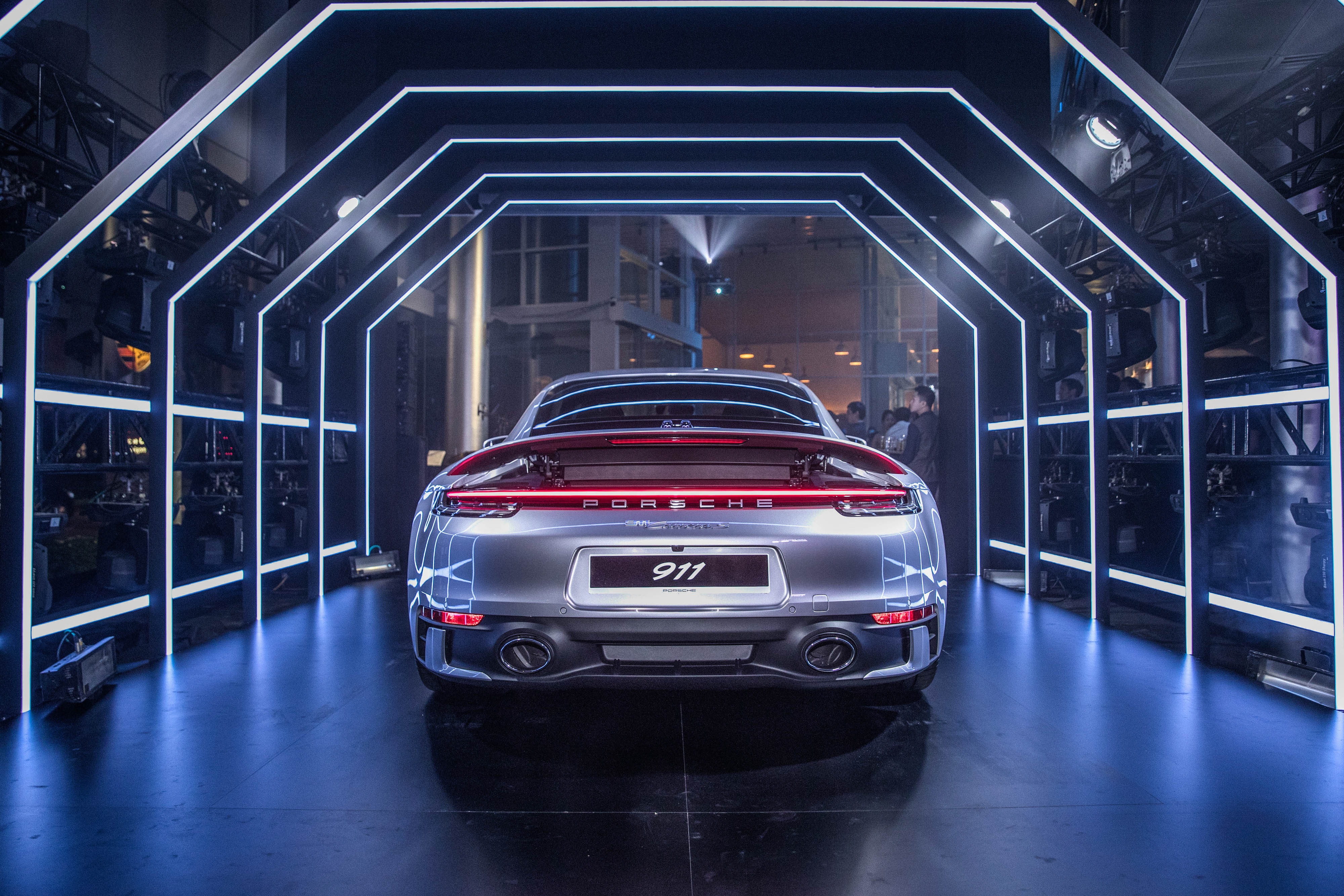 Xe coupe hang sang tai Viet Nam anh 9