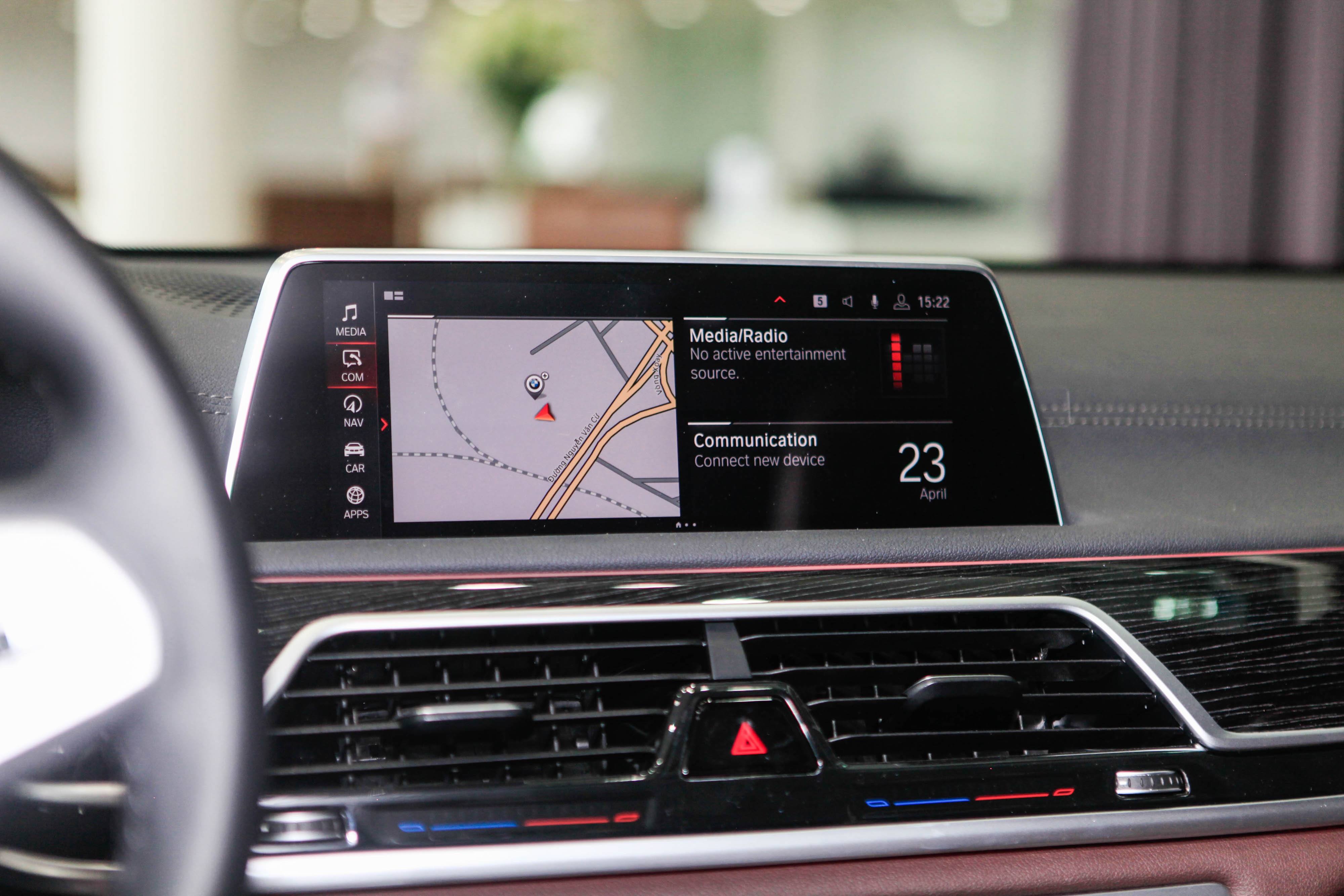 Chi tiet BMW 740Li moi tai Viet Nam anh 11