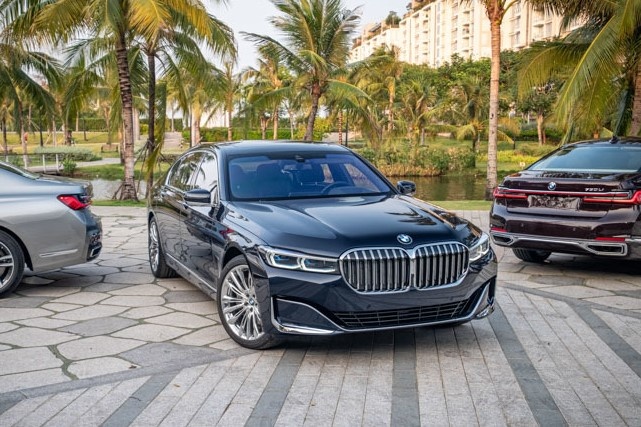 Khong to chuc su kien, nhieu xe moi ra mat truc tuyen tai VN hinh anh