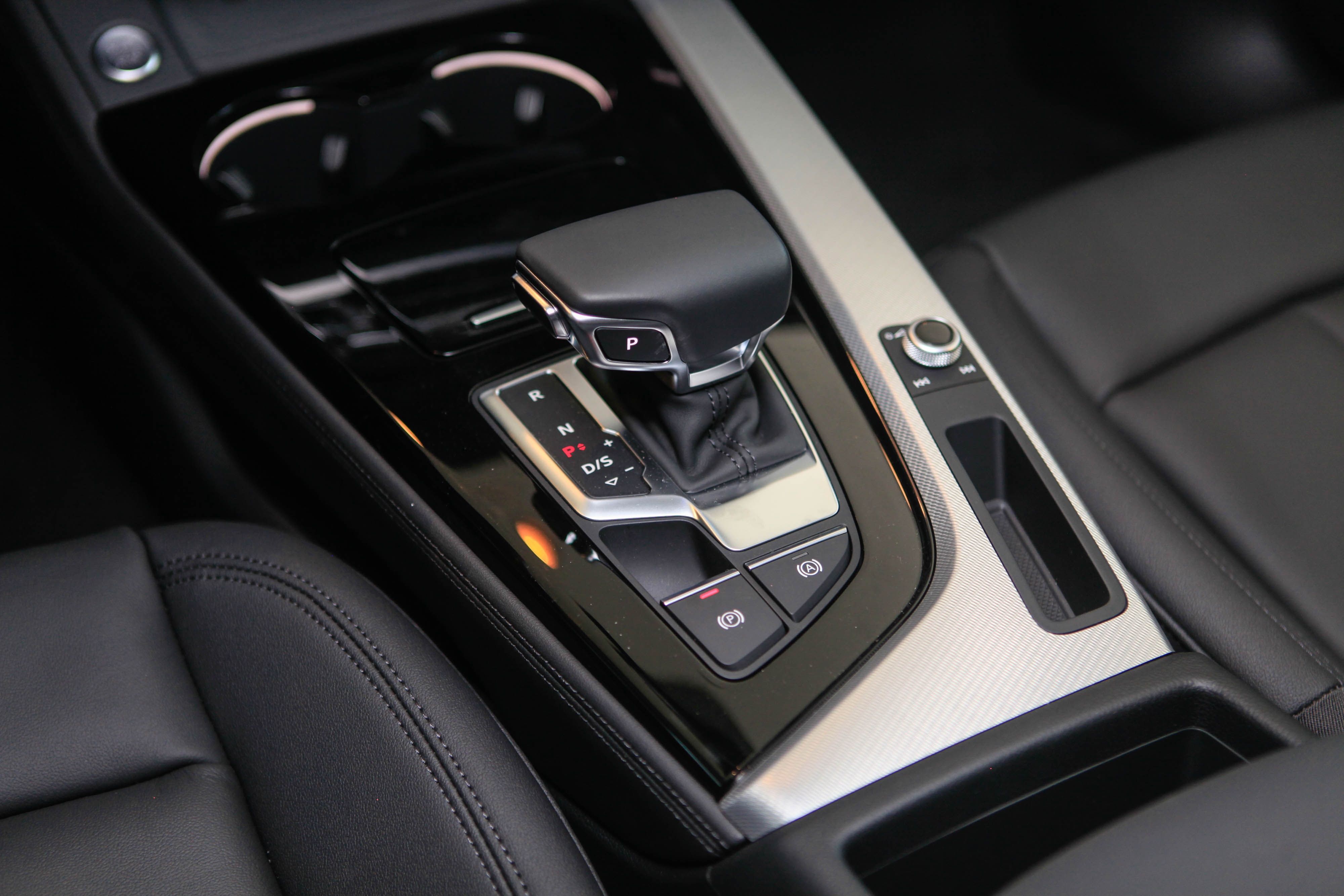 Audi dong loat gioi thieu 3 dong xe moi tai Viet Nam anh 16