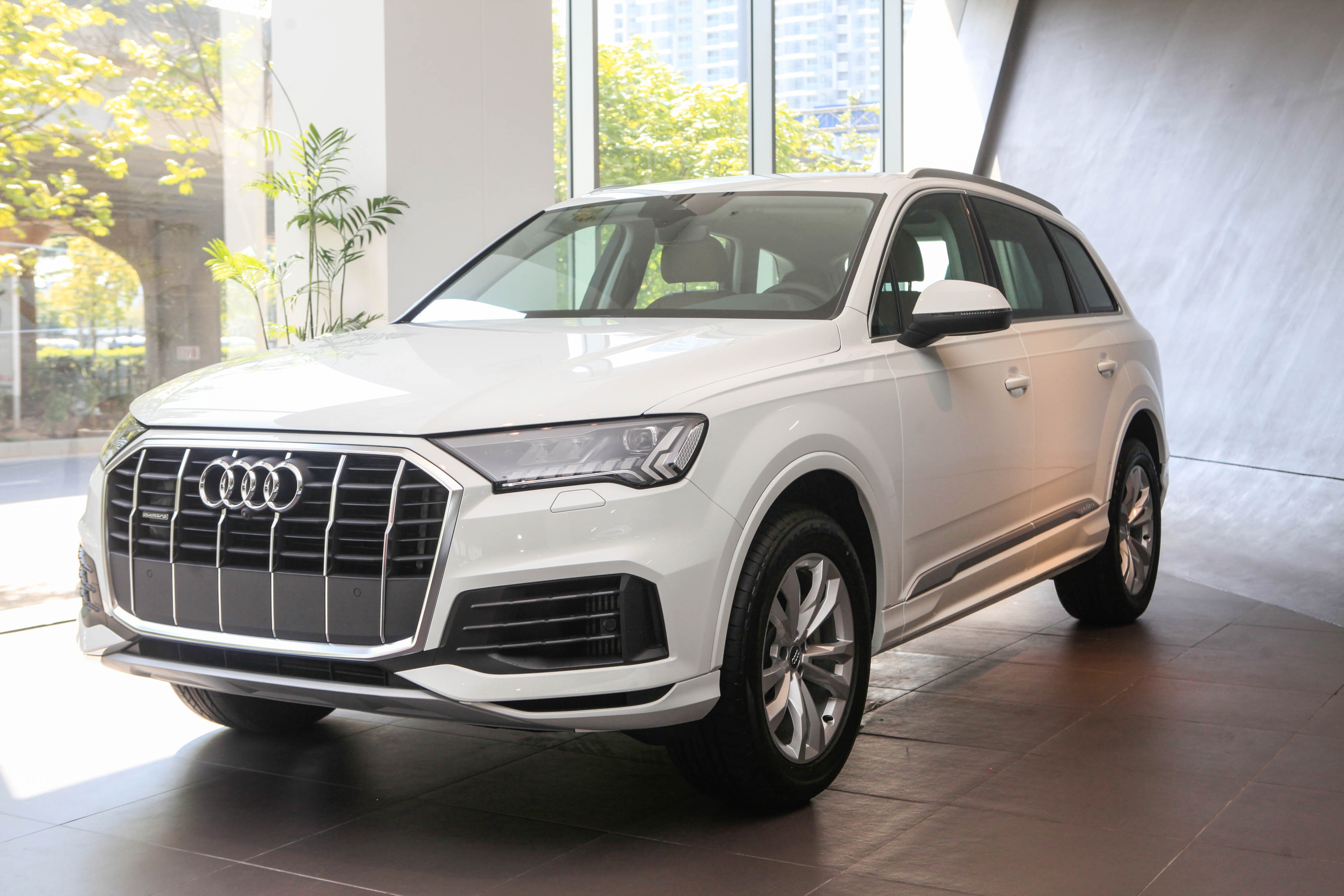 so sánh Audi Q7 và Mercedes-Benz GLE ảnh 2 so sanh Audi Q7 va Mercedes-Benz GLE anh 2