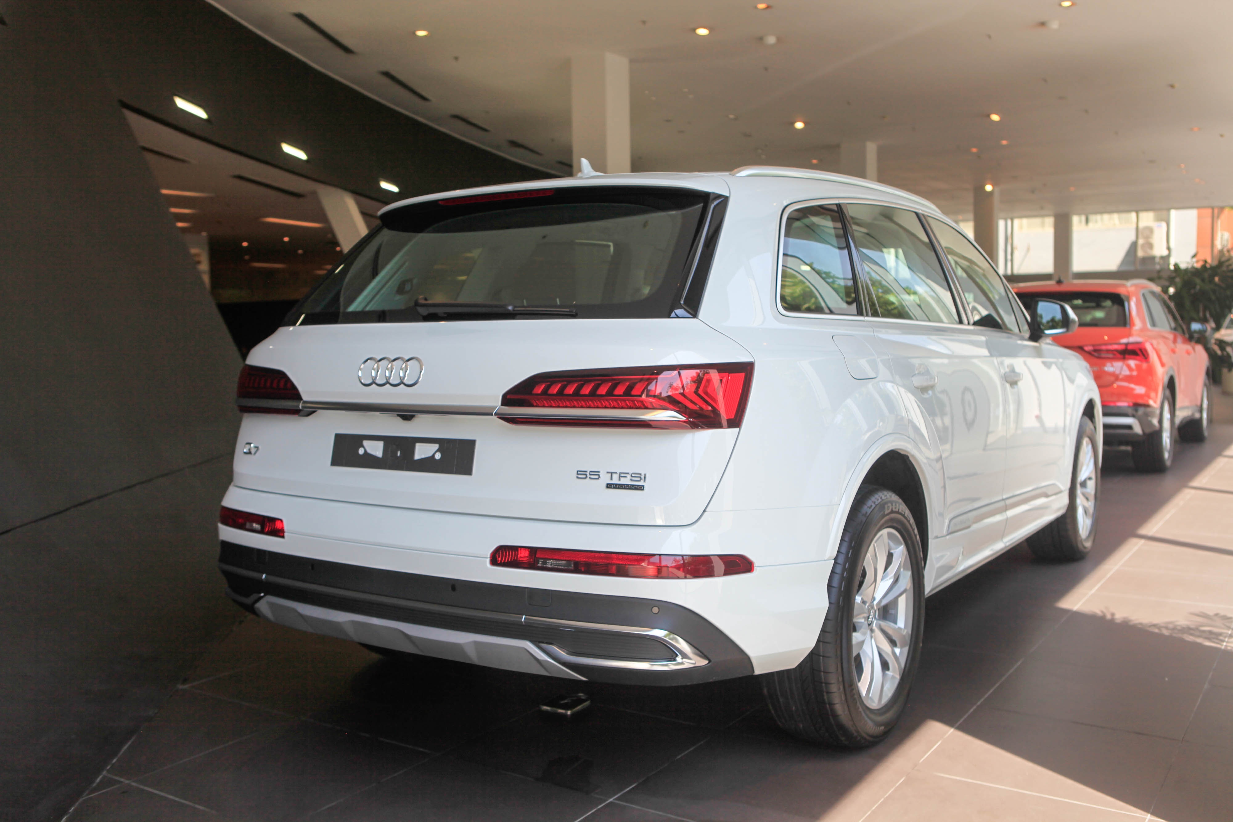 so sánh Audi Q7 và Mercedes-Benz GLE ảnh 4 so sanh Audi Q7 va Mercedes-Benz GLE anh 4