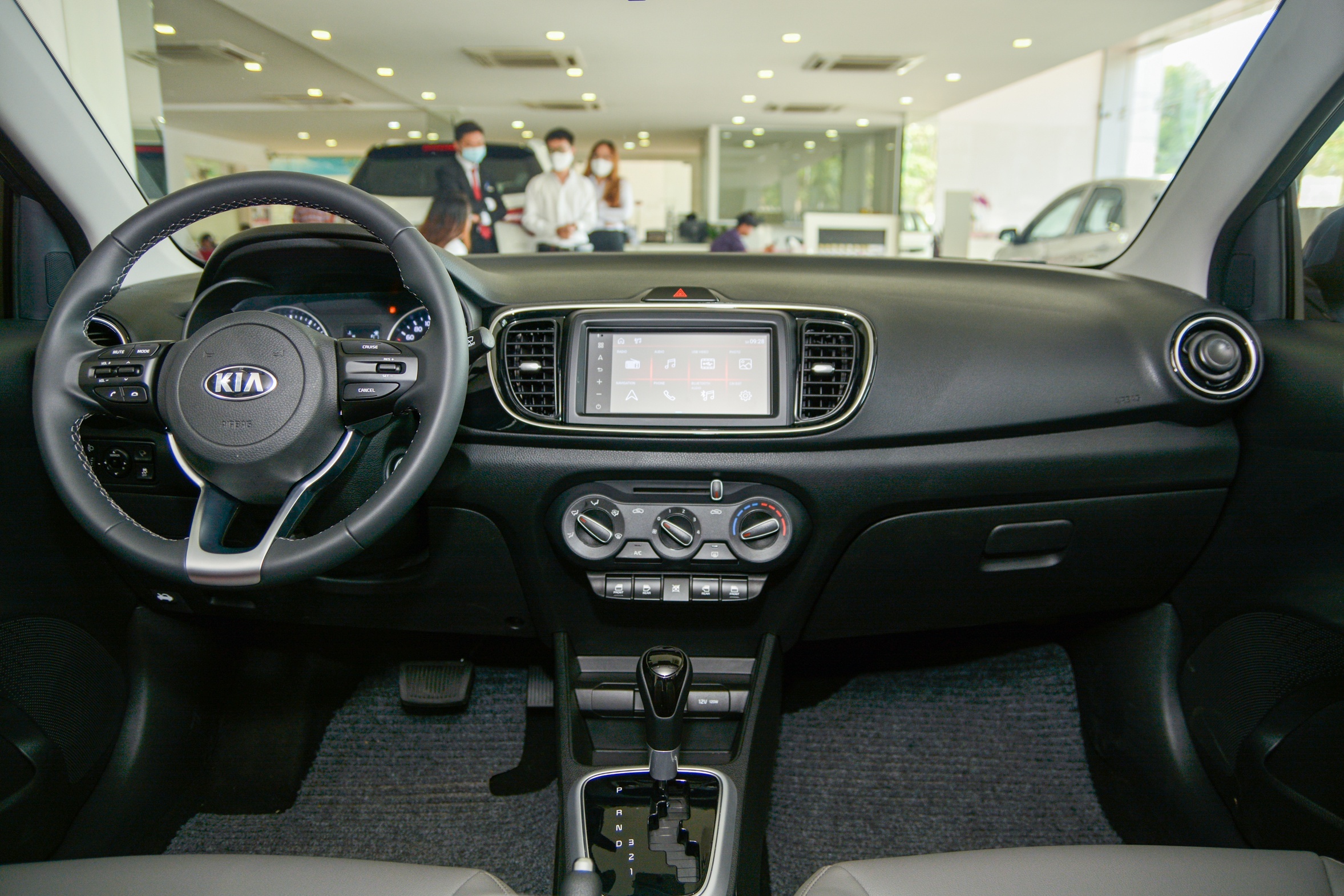 so sánh Kia Soluto và Toyota Vios ảnh 9 so sanh Kia Soluto va Toyota Vios anh 9