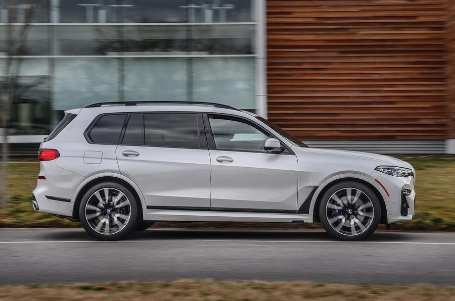 Đánh giá BMW X7 M50i ảnh 2 Danh gia BMW X7 M50i anh 2