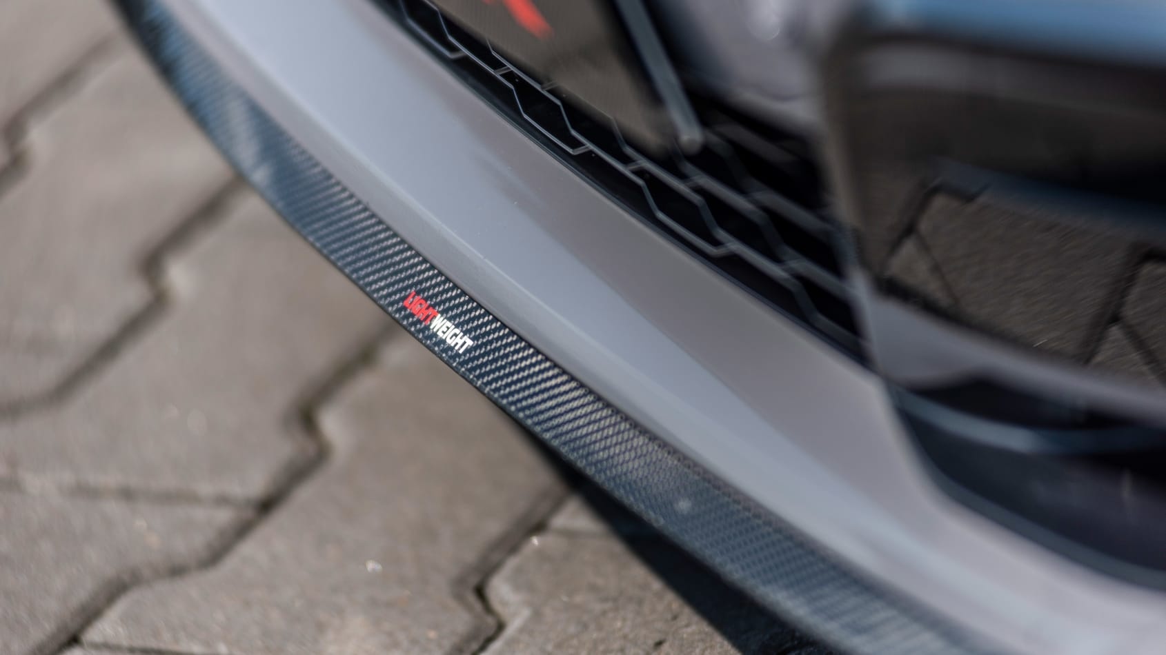 Bản độ BMW Z4 R công suất 395 mã lực từ Lightweight Performance ảnh 5 Ban do BMW Z4 R cong suat 395 ma luc tu Lightweight Performance anh 5