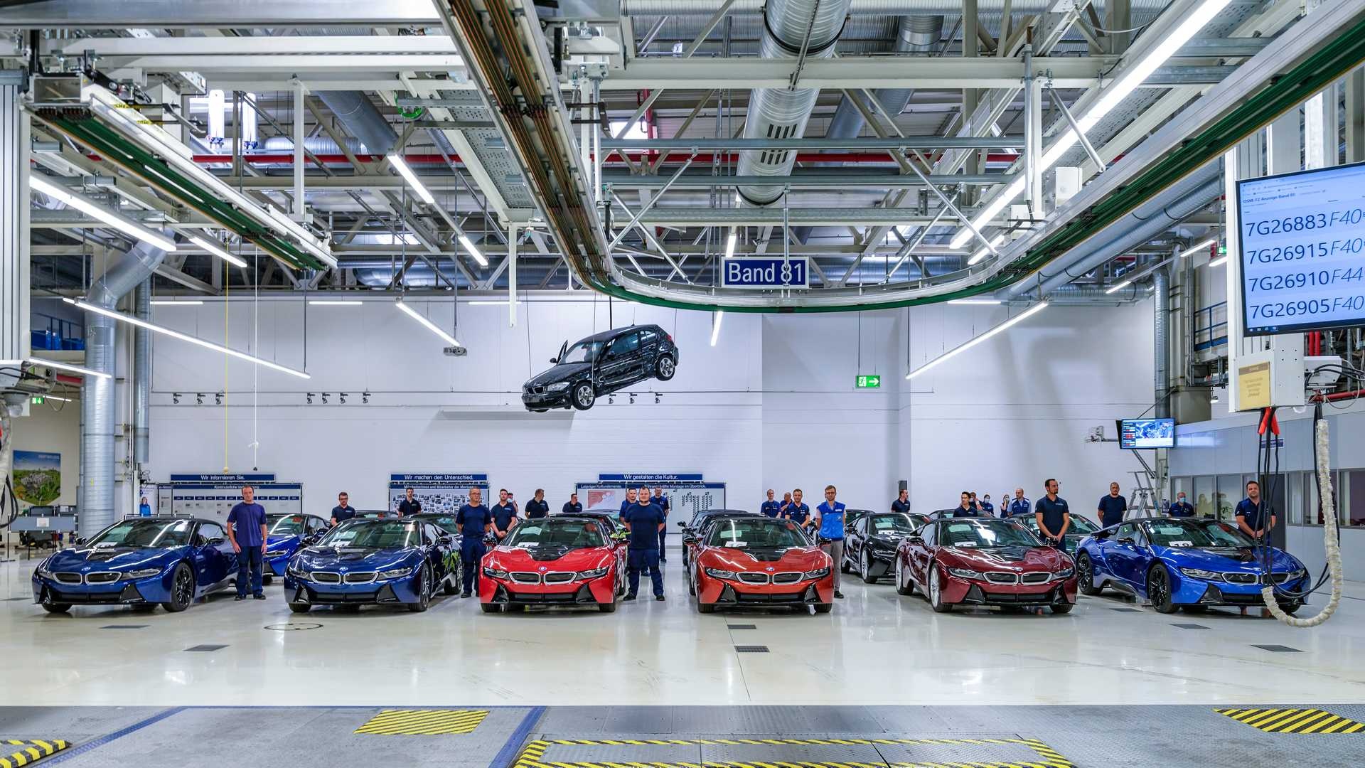 BMW chia tay i8 bang 18 phien ban mau son khac nhau anh 19