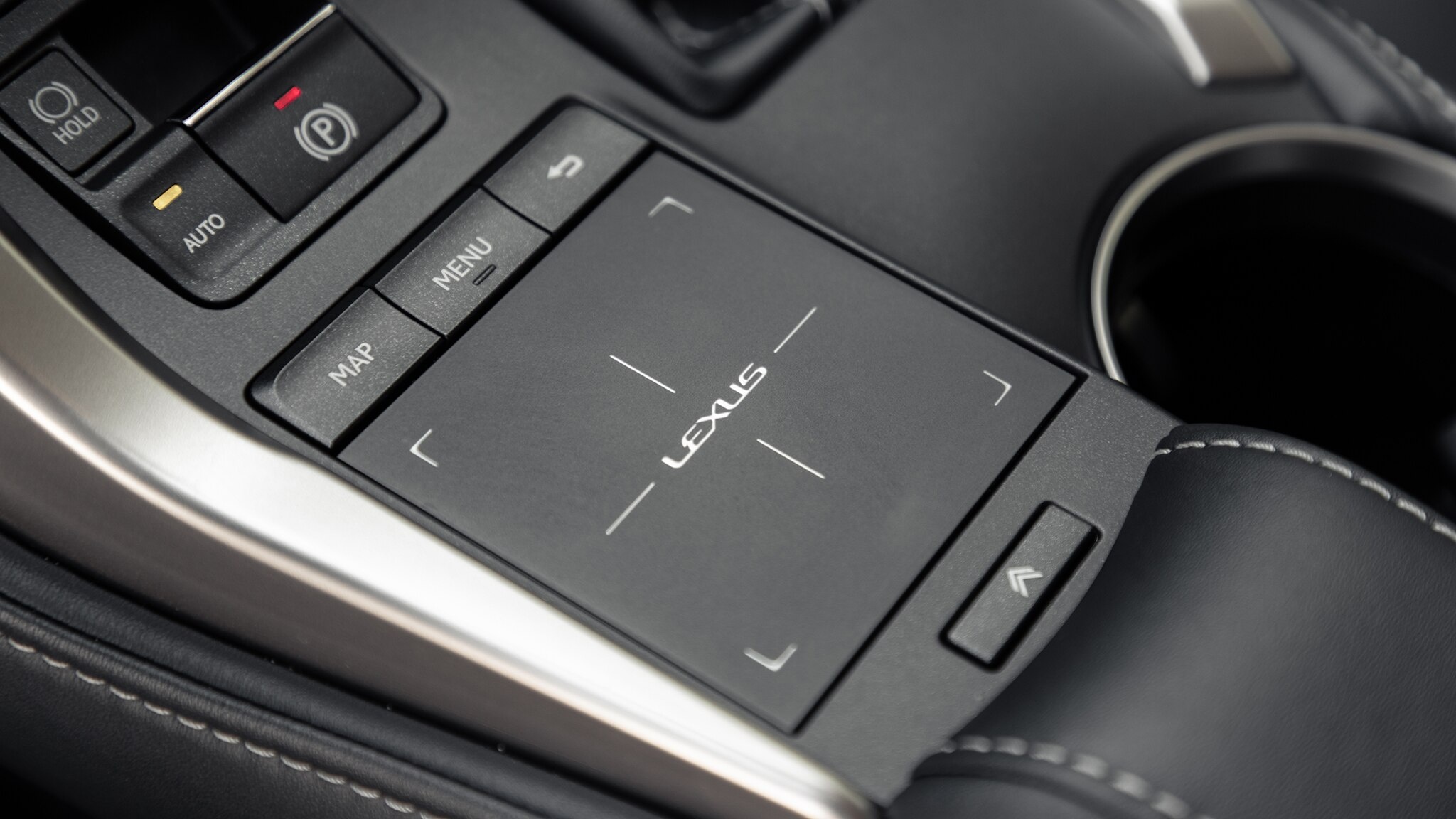 Danh gia Lexus NX 300h 2020 anh 6