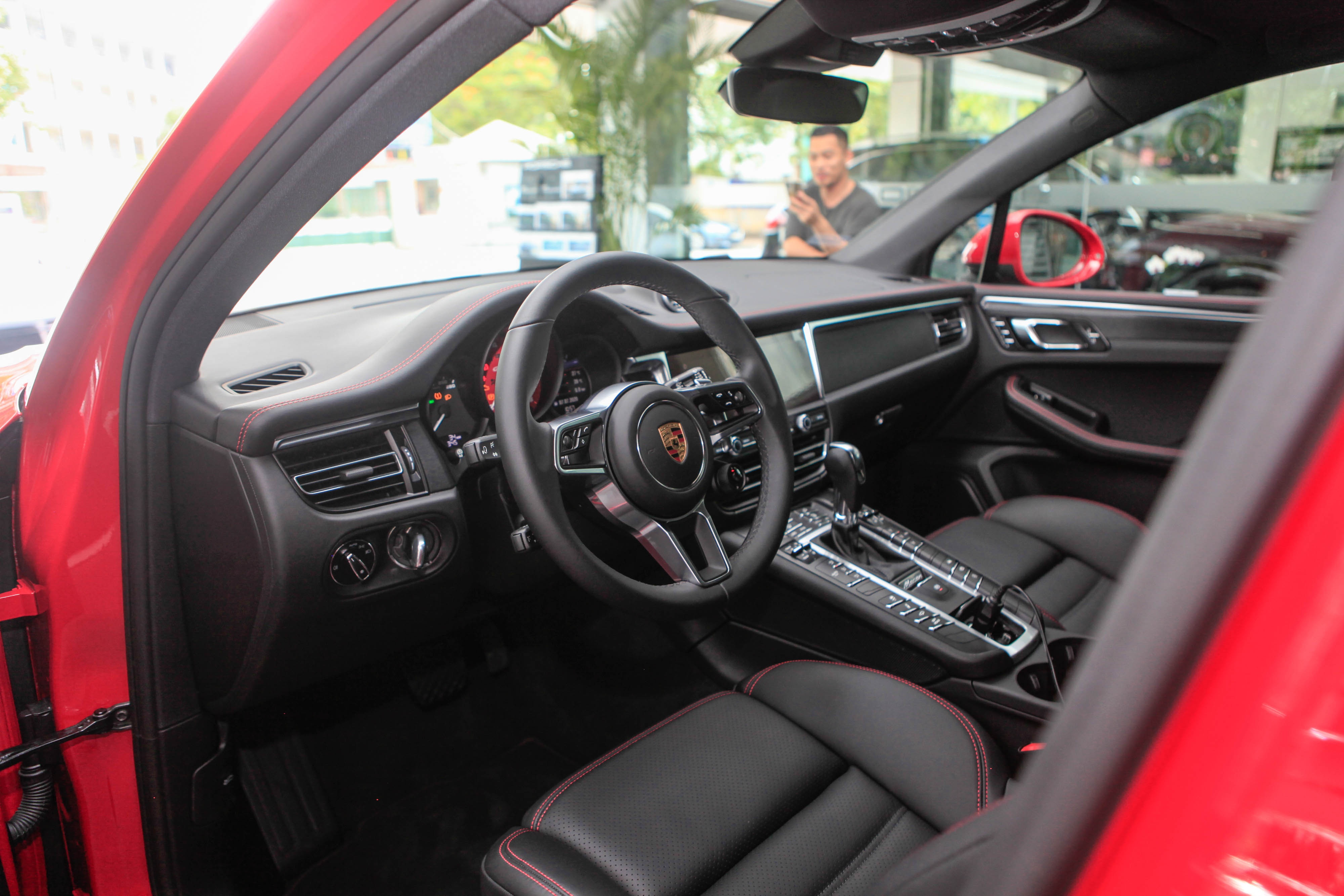 Chi tiết Porsche Macan GTS 2020 tại Việt Nam ảnh 13 Chi tiet Porsche Macan GTS 2020 tai Viet Nam anh 13