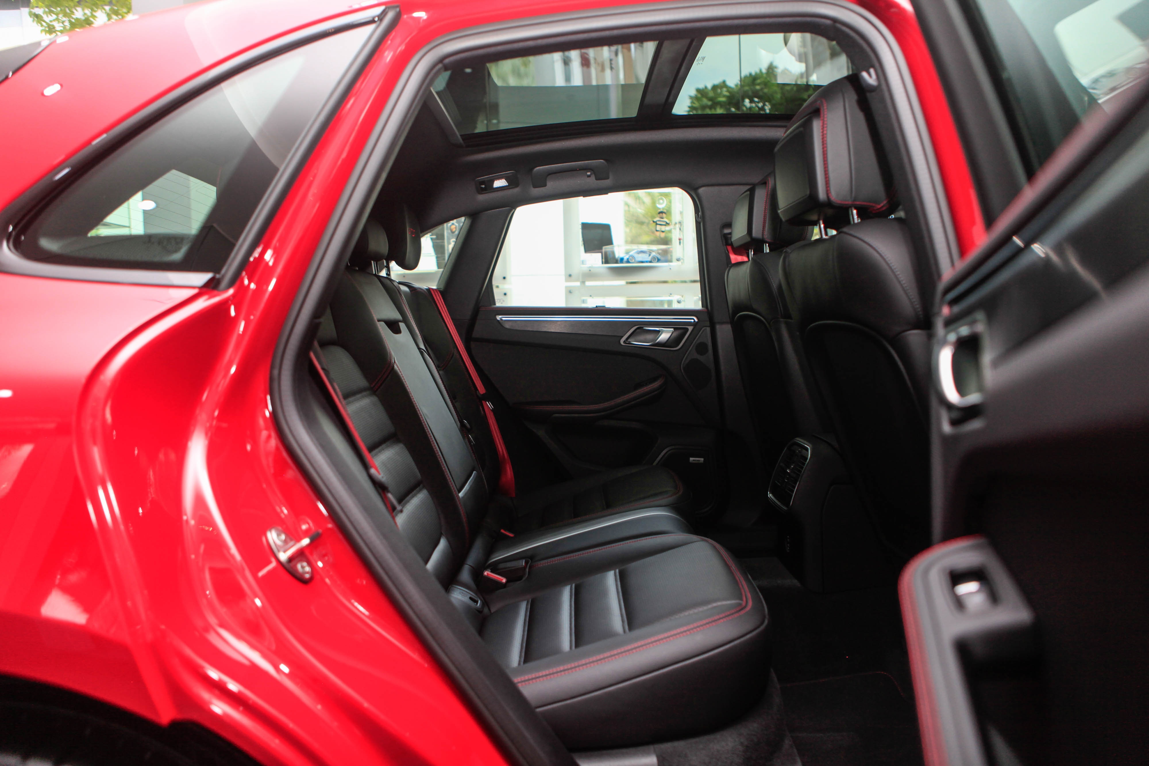 Chi tiết Porsche Macan GTS 2020 tại Việt Nam ảnh 17 Chi tiet Porsche Macan GTS 2020 tai Viet Nam anh 17