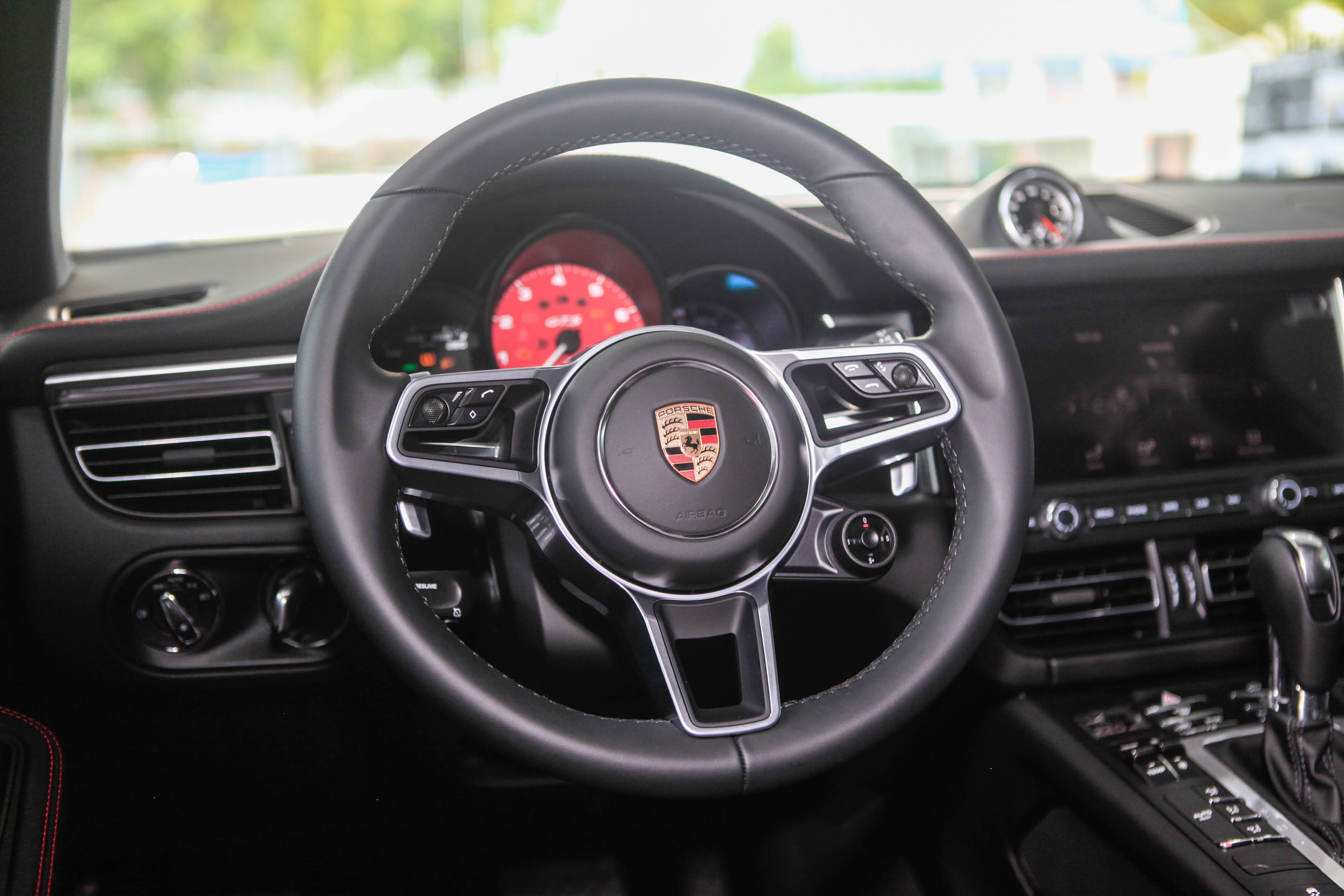 Chi tiết Porsche Macan GTS 2020 tại Việt Nam ảnh 22 Chi tiet Porsche Macan GTS 2020 tai Viet Nam anh 22