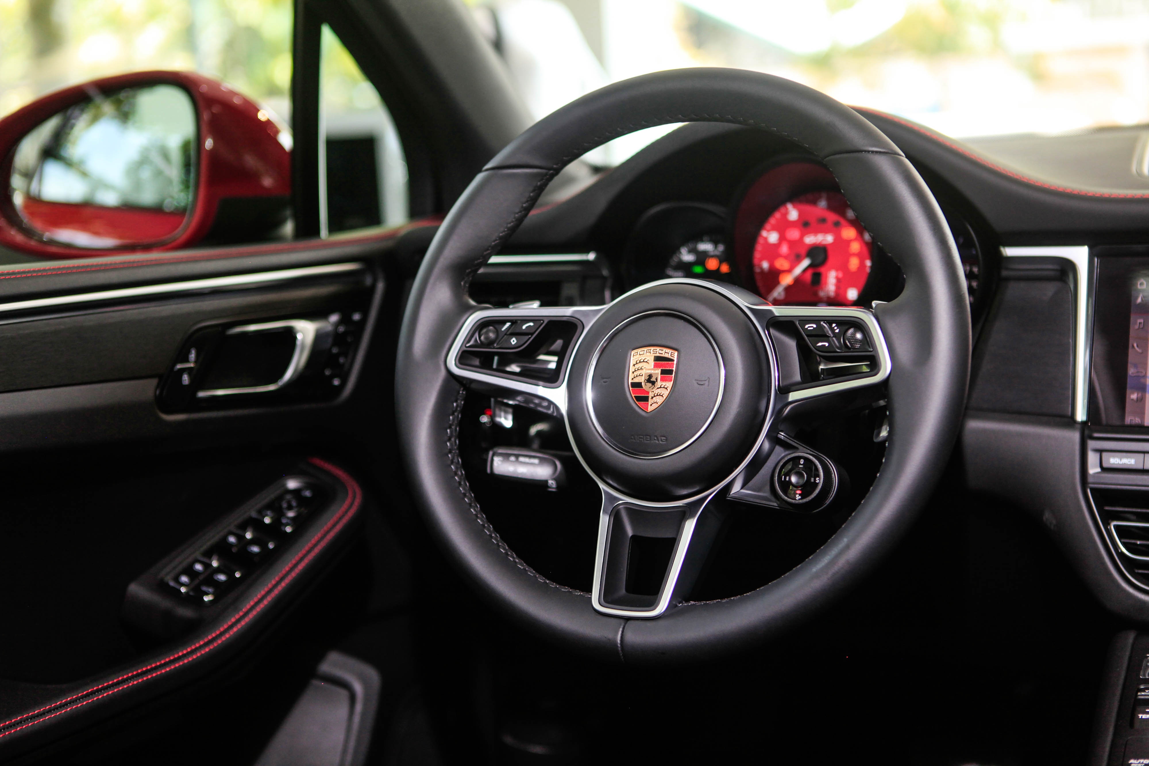 Chi tiết Porsche Macan GTS 2020 tại Việt Nam ảnh 18 Chi tiet Porsche Macan GTS 2020 tai Viet Nam anh 18