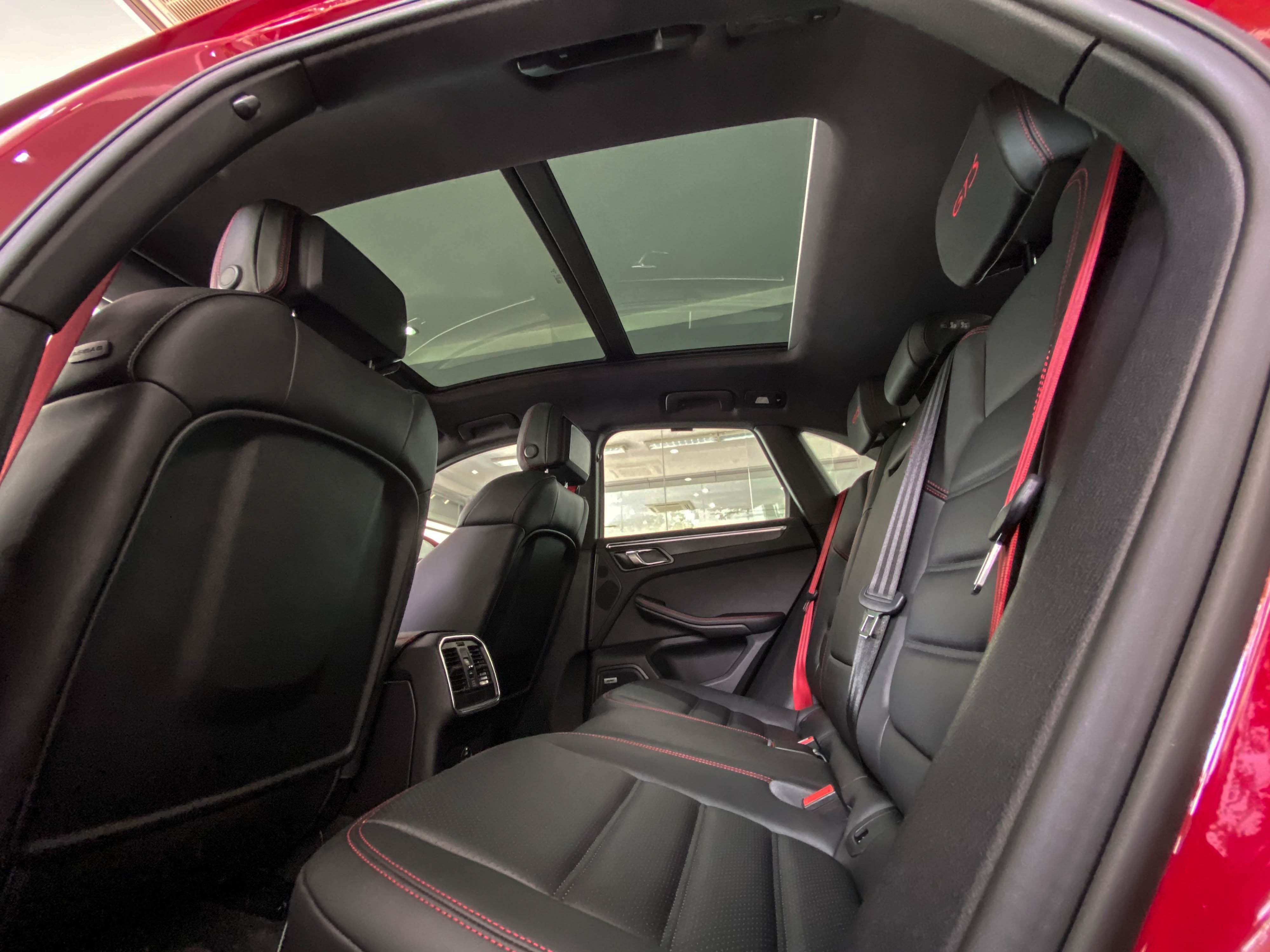 Chi tiết Porsche Macan GTS 2020 tại Việt Nam ảnh 15 Chi tiet Porsche Macan GTS 2020 tai Viet Nam anh 15