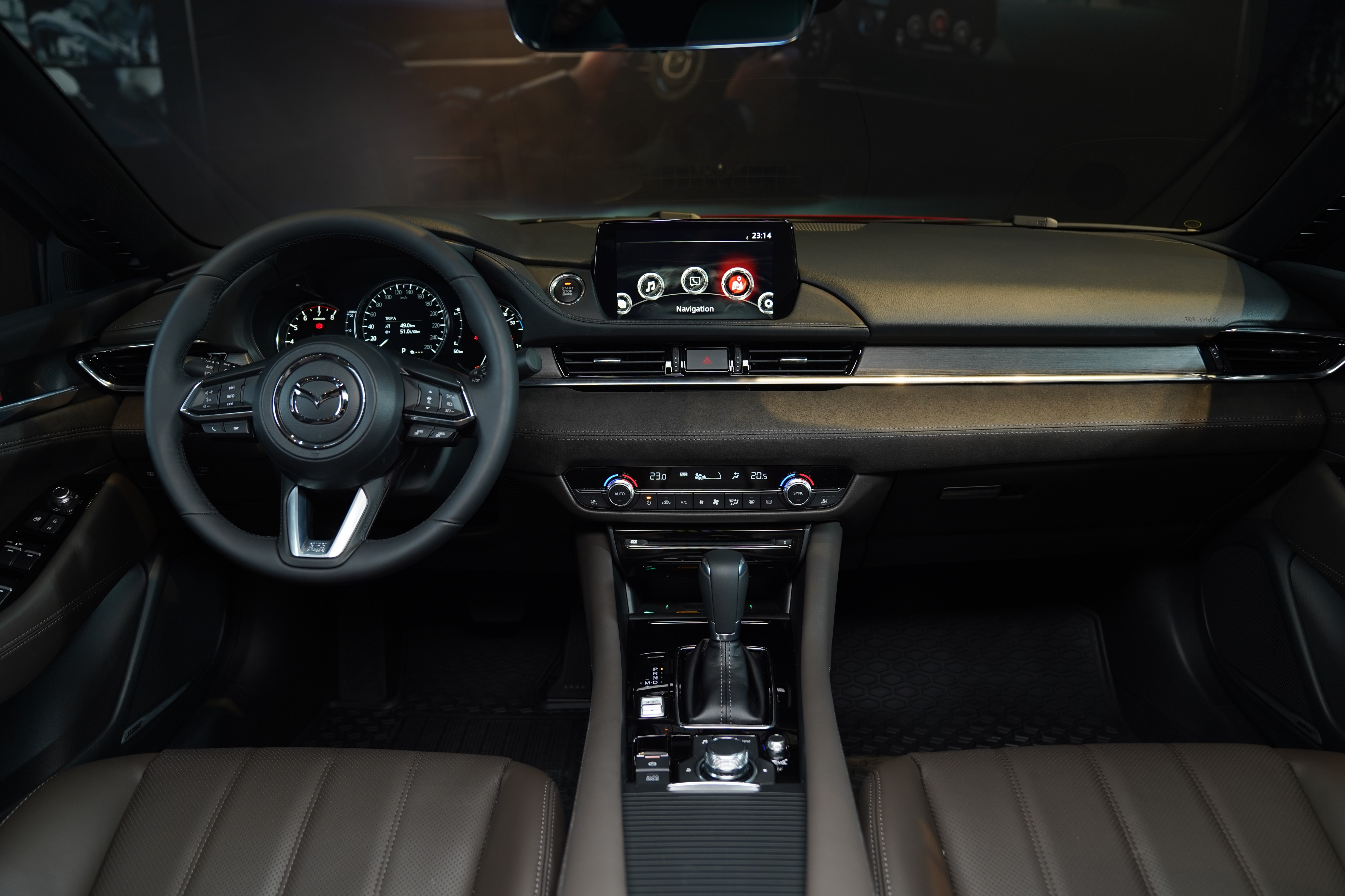 So sánh Mazda6 2020 và Toyota Camry 2019 ảnh 10 So sanh Mazda6 2020 va Toyota Camry 2019 anh 10